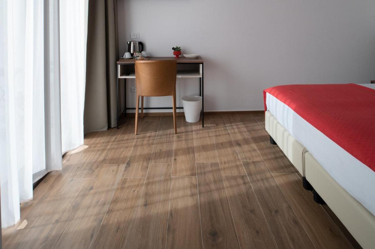 Double or Twin Room photo 3