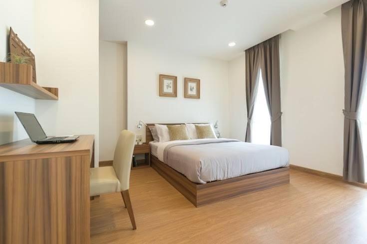 1-Bedroom Deluxe City View