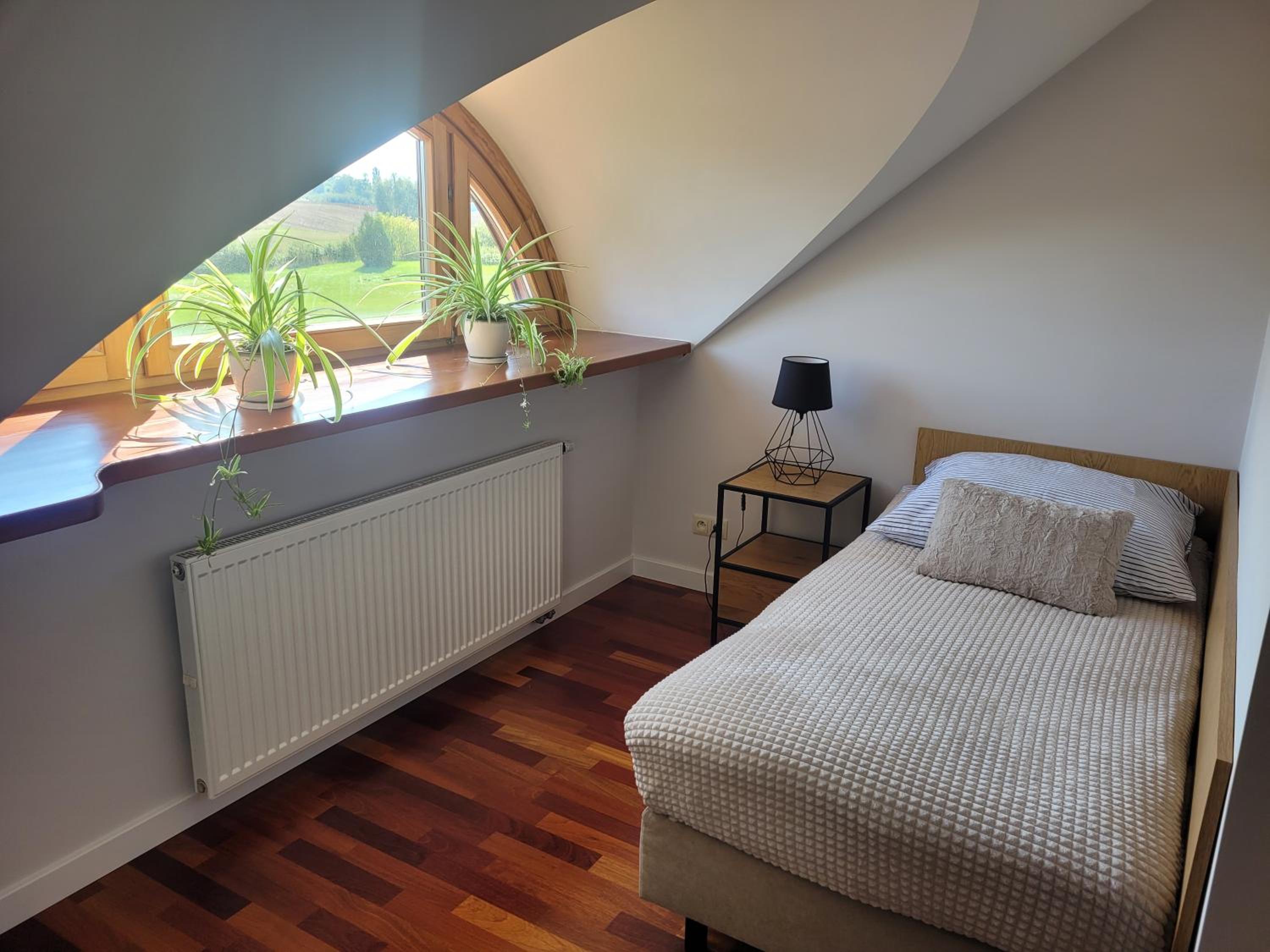 Three-Bedroom Apartment - Photo 10