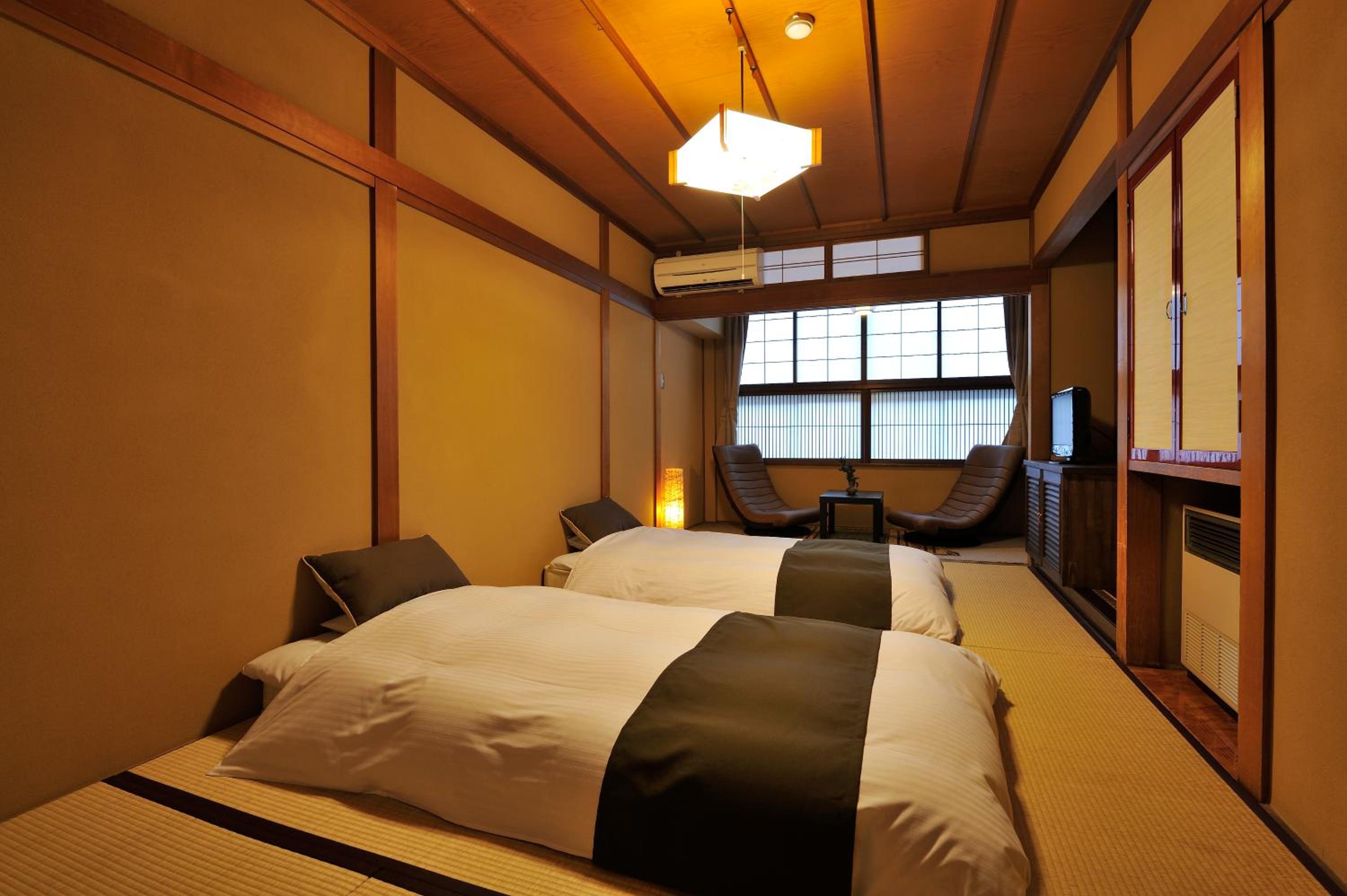 Japanese-Style Standard Room with Shared Bathroom and Private Toilet  - Non Smoking - Photo 1