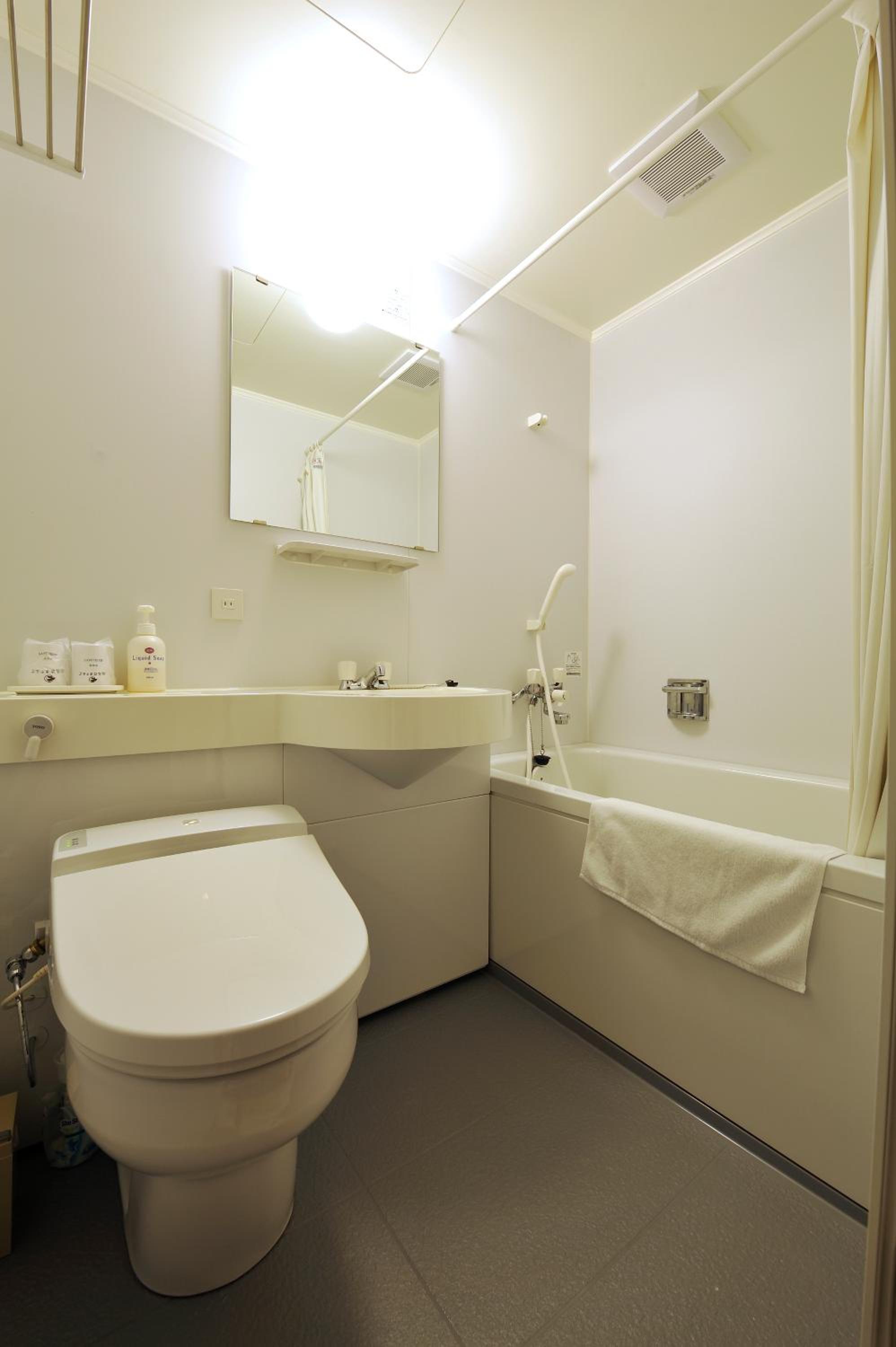 Superior Room with Tatami Area and Private Bathroom and Private Toilet  - Non Smoking - Photo 4
