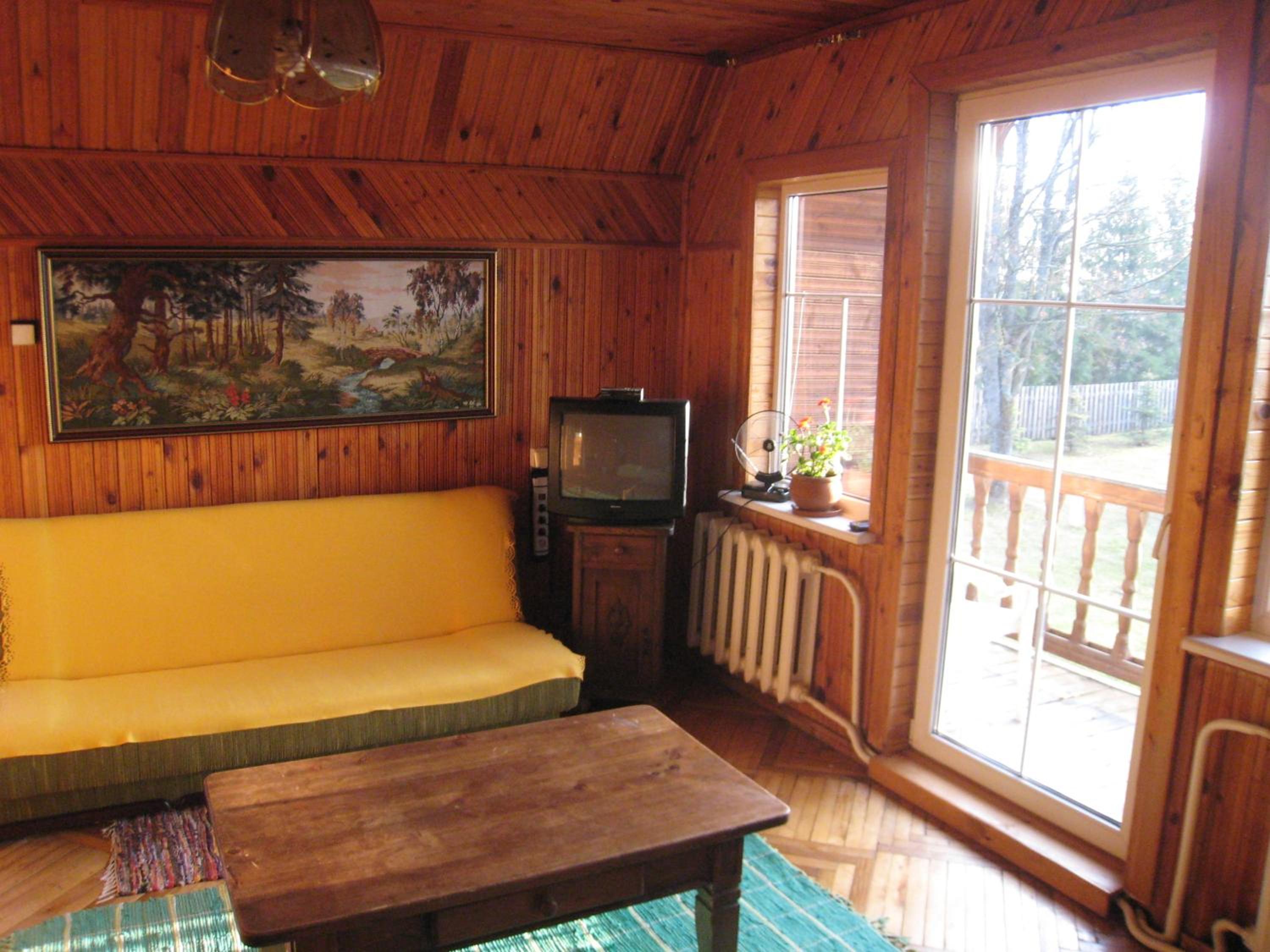 Family Room with Balcony photo 2