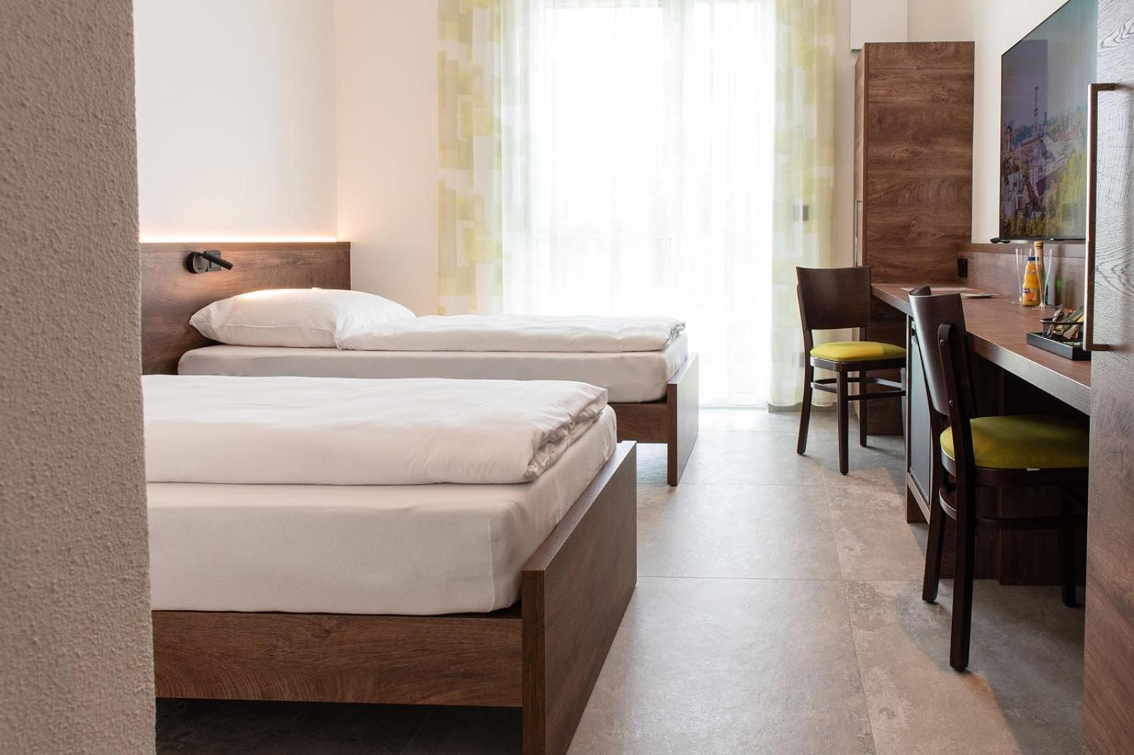 Double or Twin Room - Photo 6