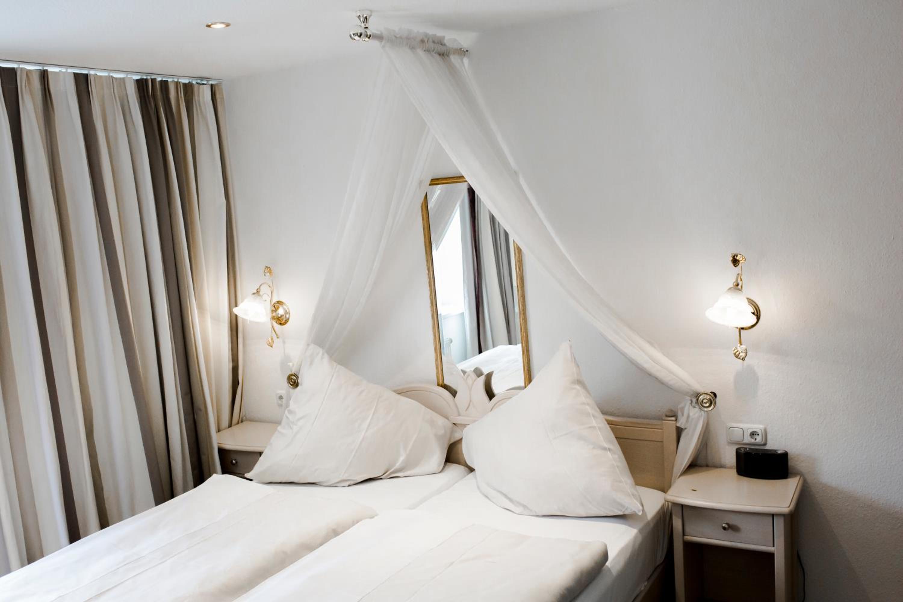 Double Room - Photo 17