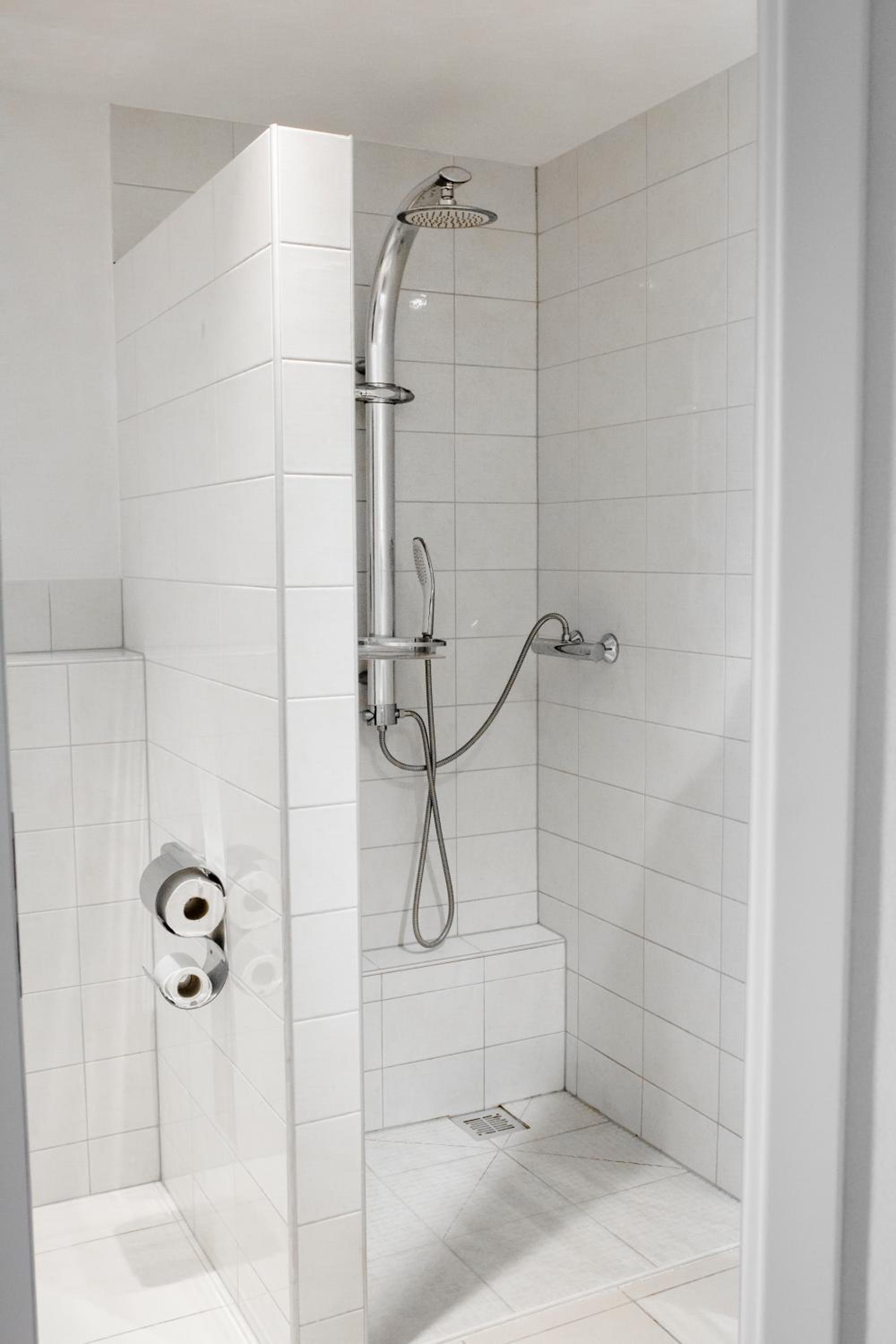 Double Room - Photo 20