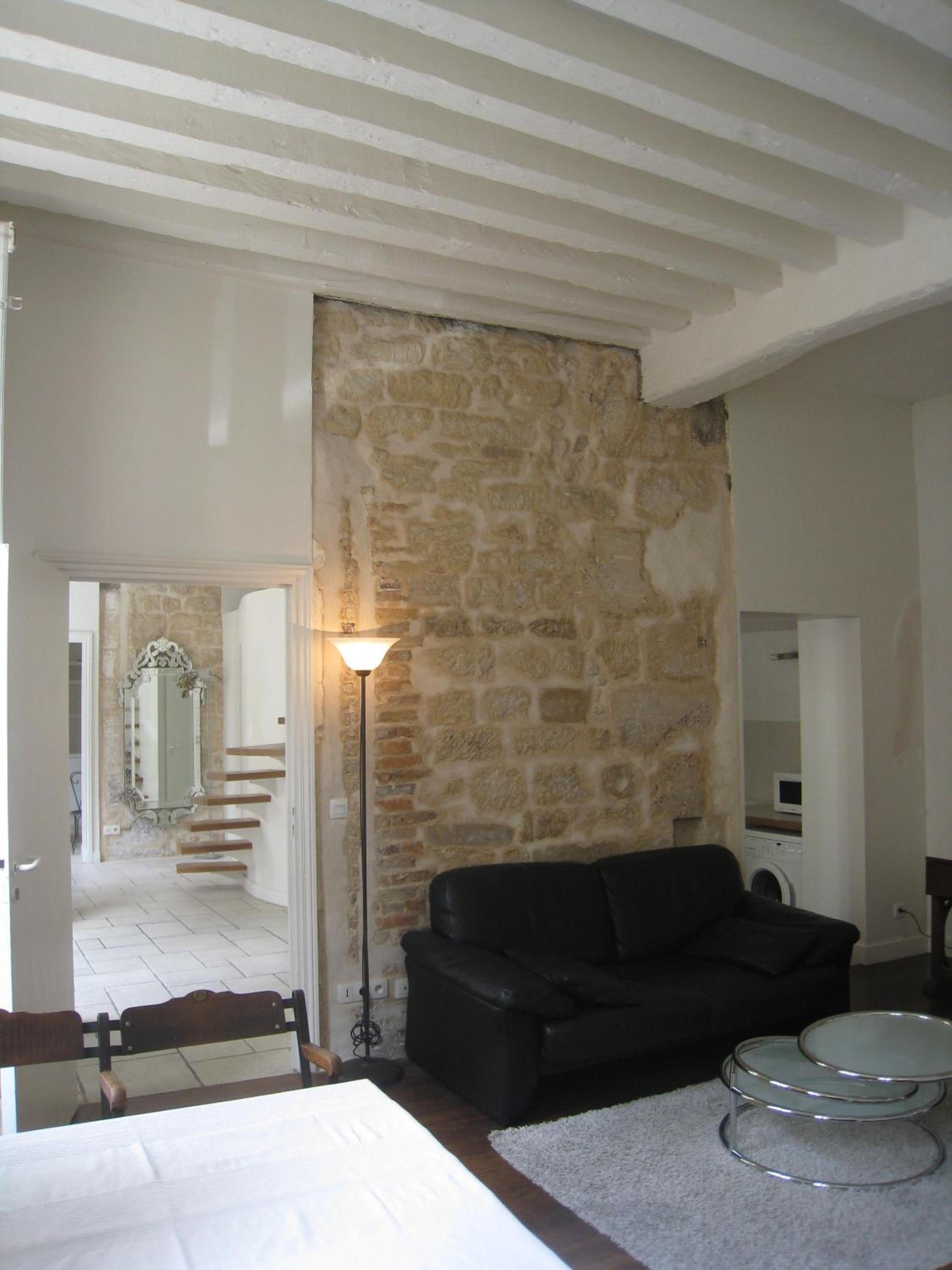 Standard Family Room photo 3