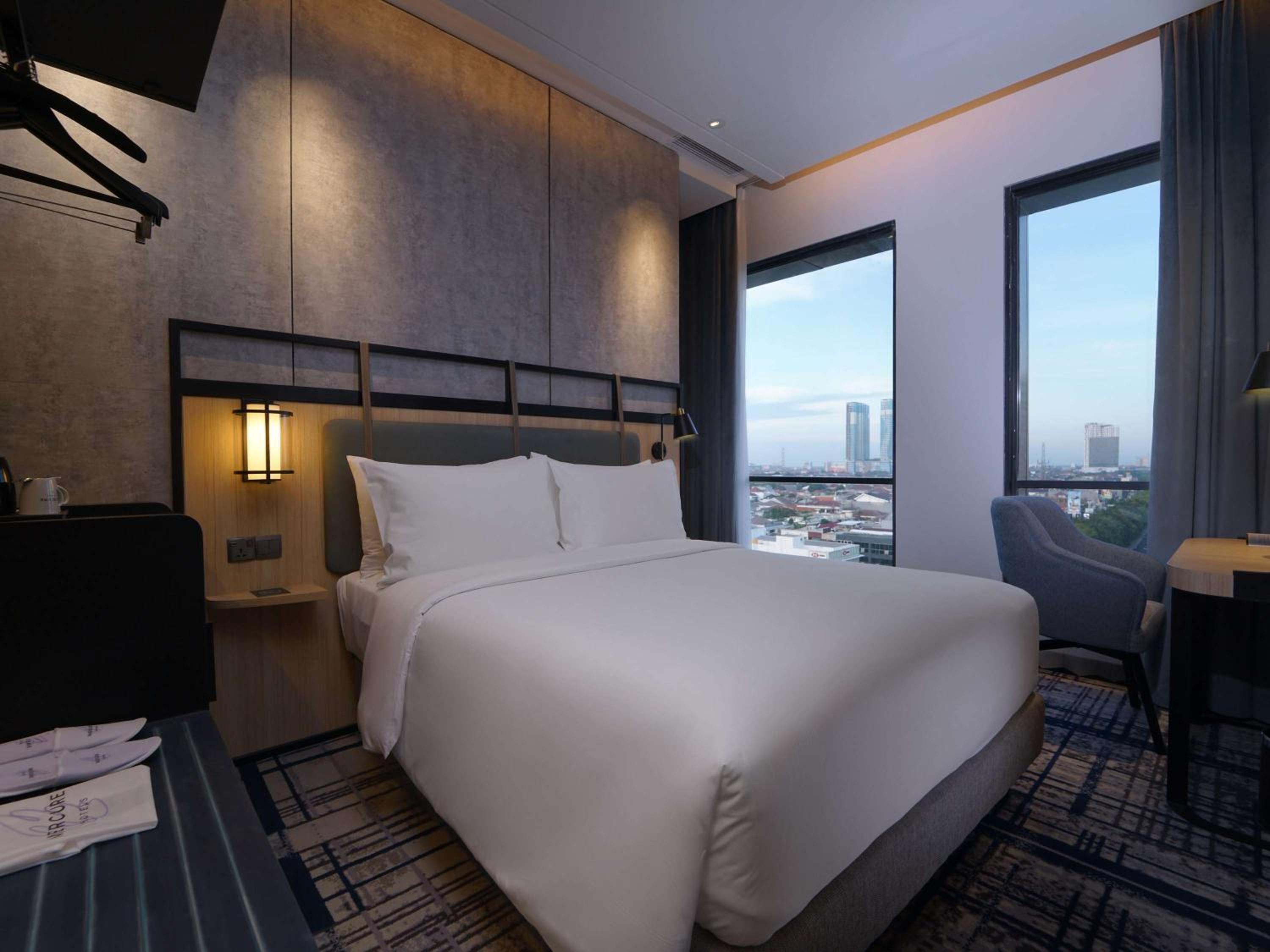 Deluxe Suite - Non-Smoking