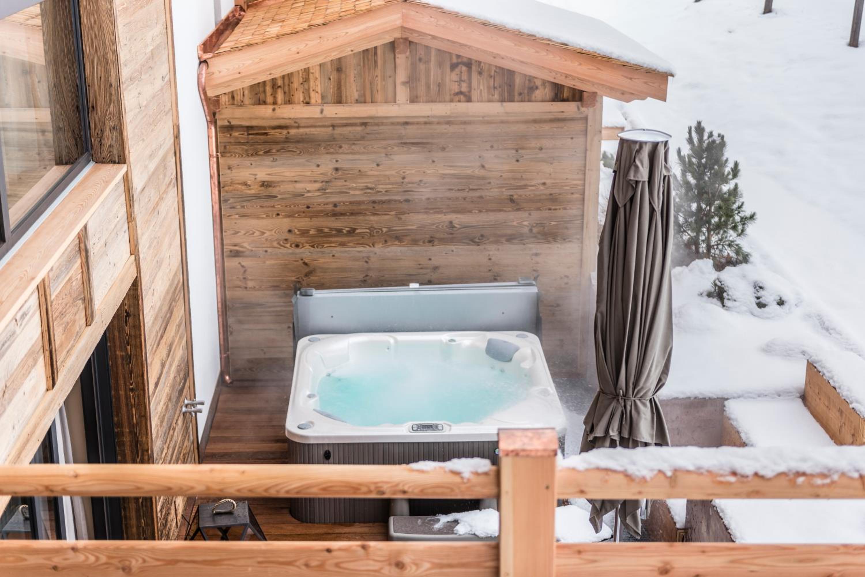 VIP Suite with Spa Bath, Turkish bath and Sauna photo 2