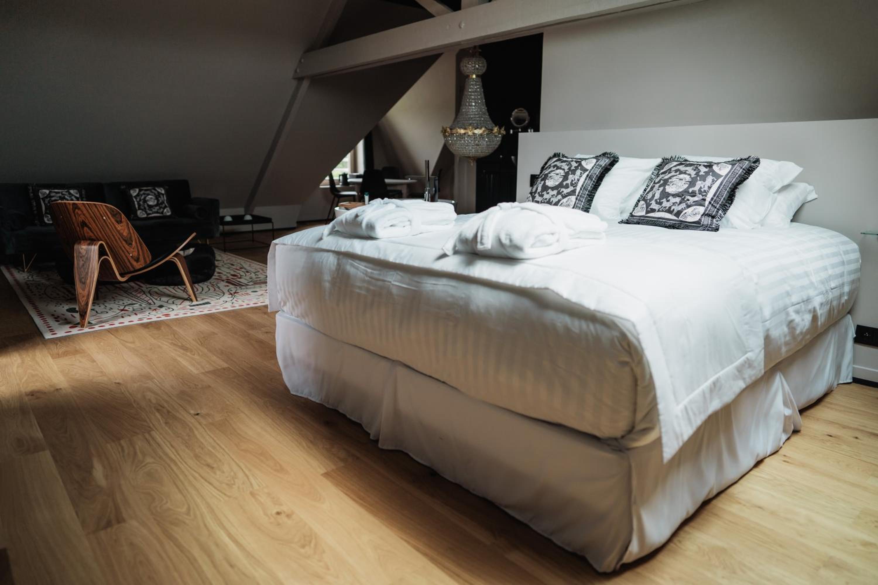 Deluxe Double Room with Bath