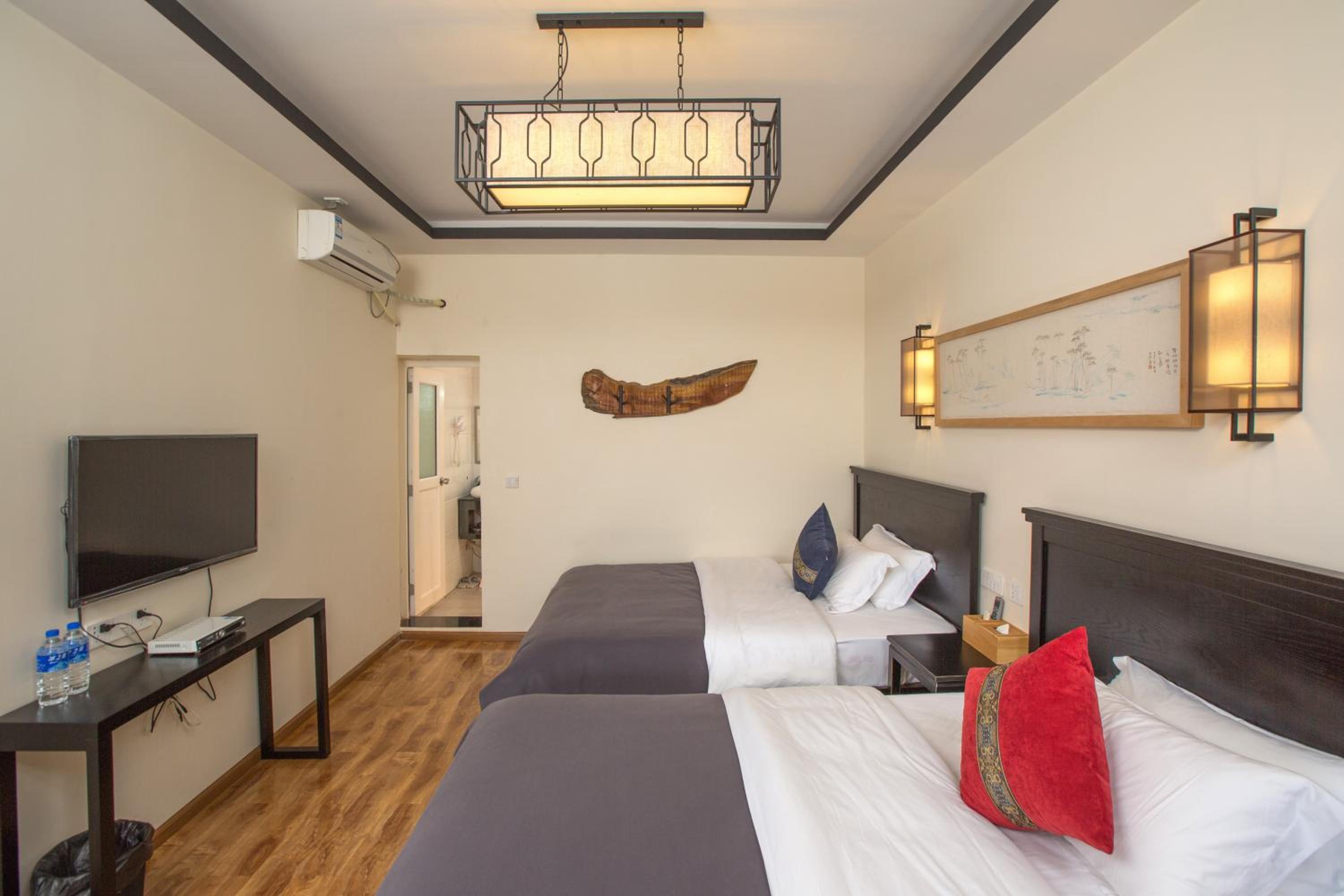 Deluxe Twin Room photo 1
