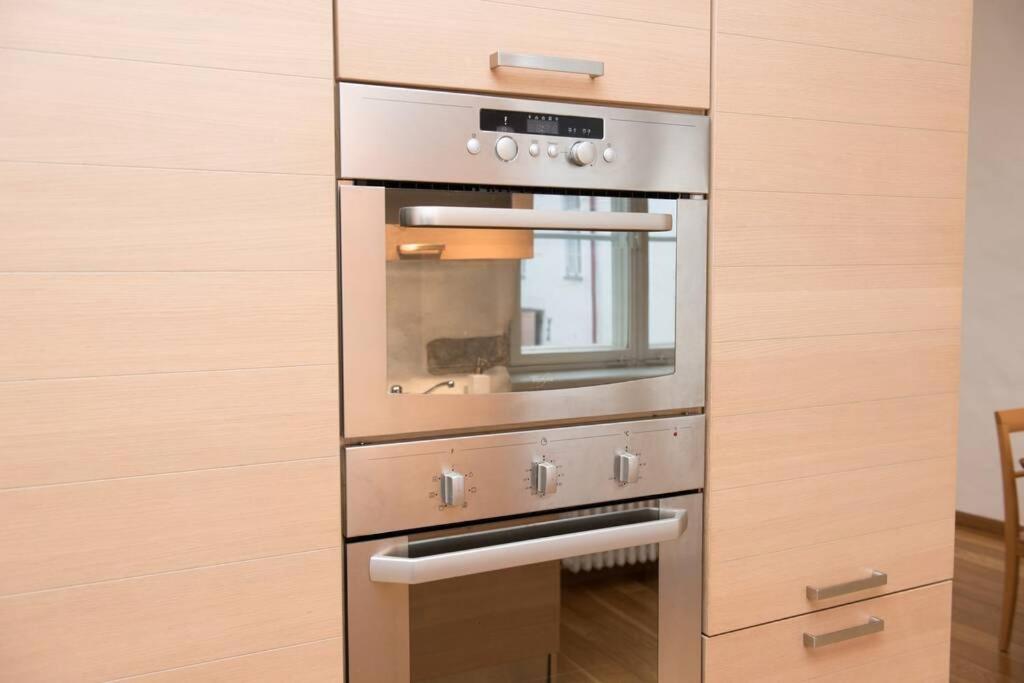 Three-Bedroom Apartment - Photo 4