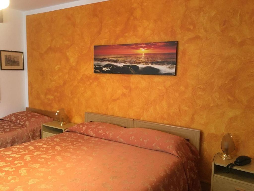 Triple Room - Photo 9