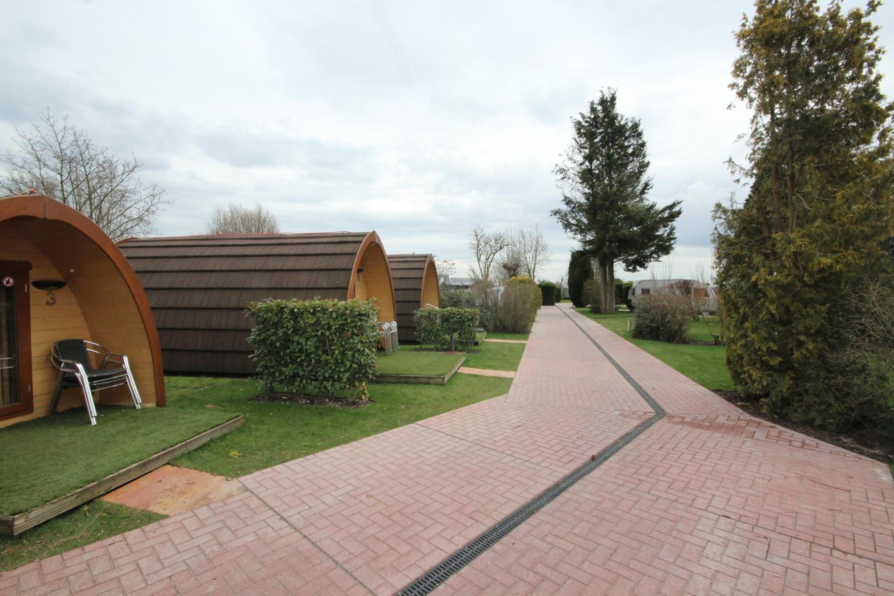 Studio with Terrace - Photo 36
