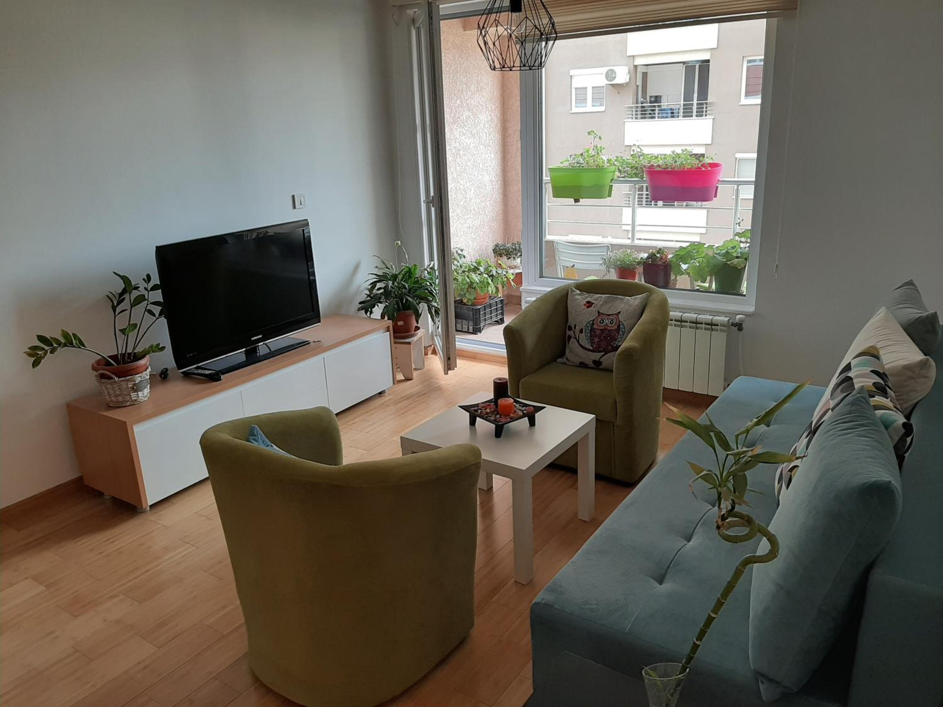 One-Bedroom Apartment