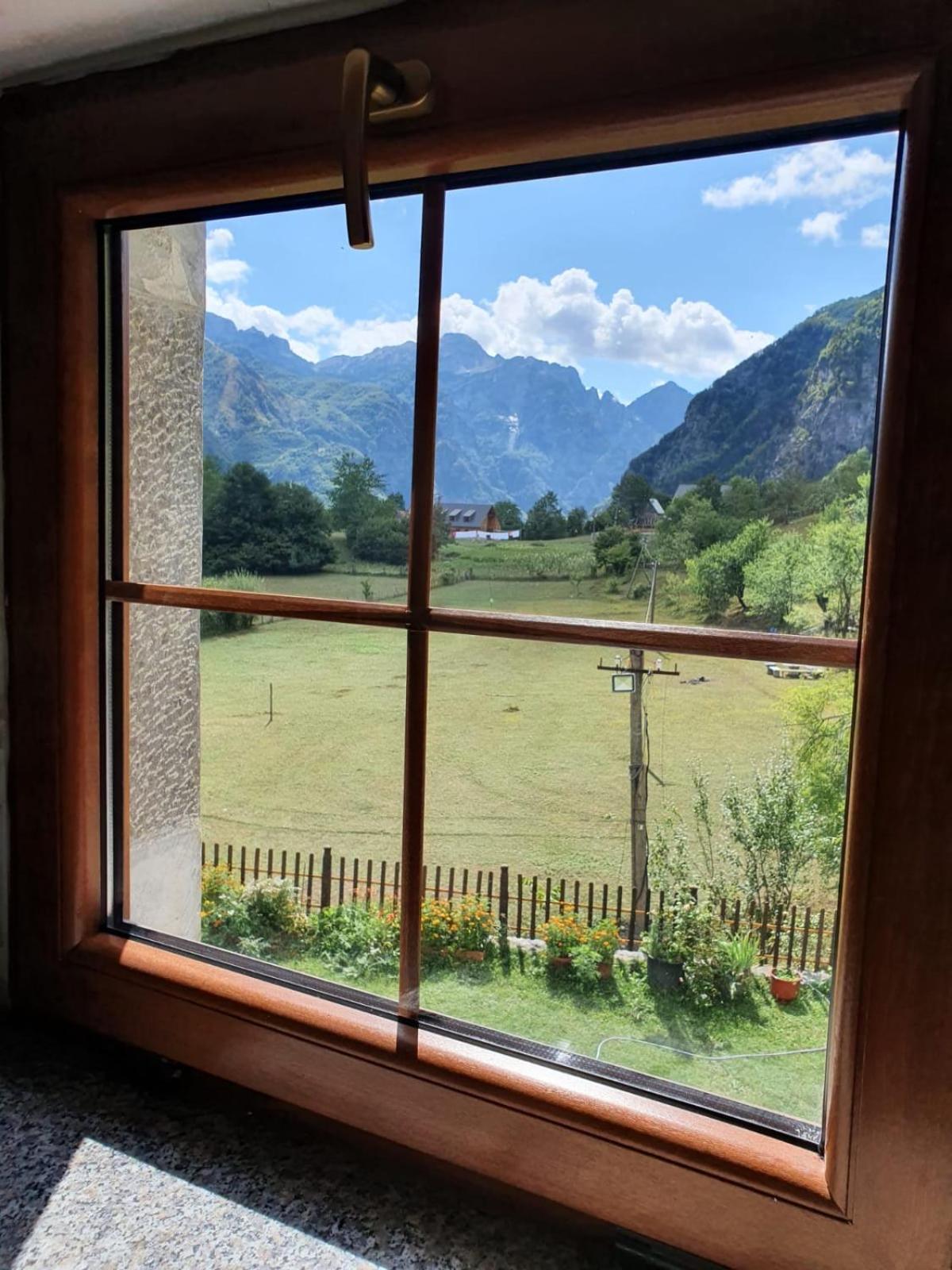 Double Room with Balcony photo 3