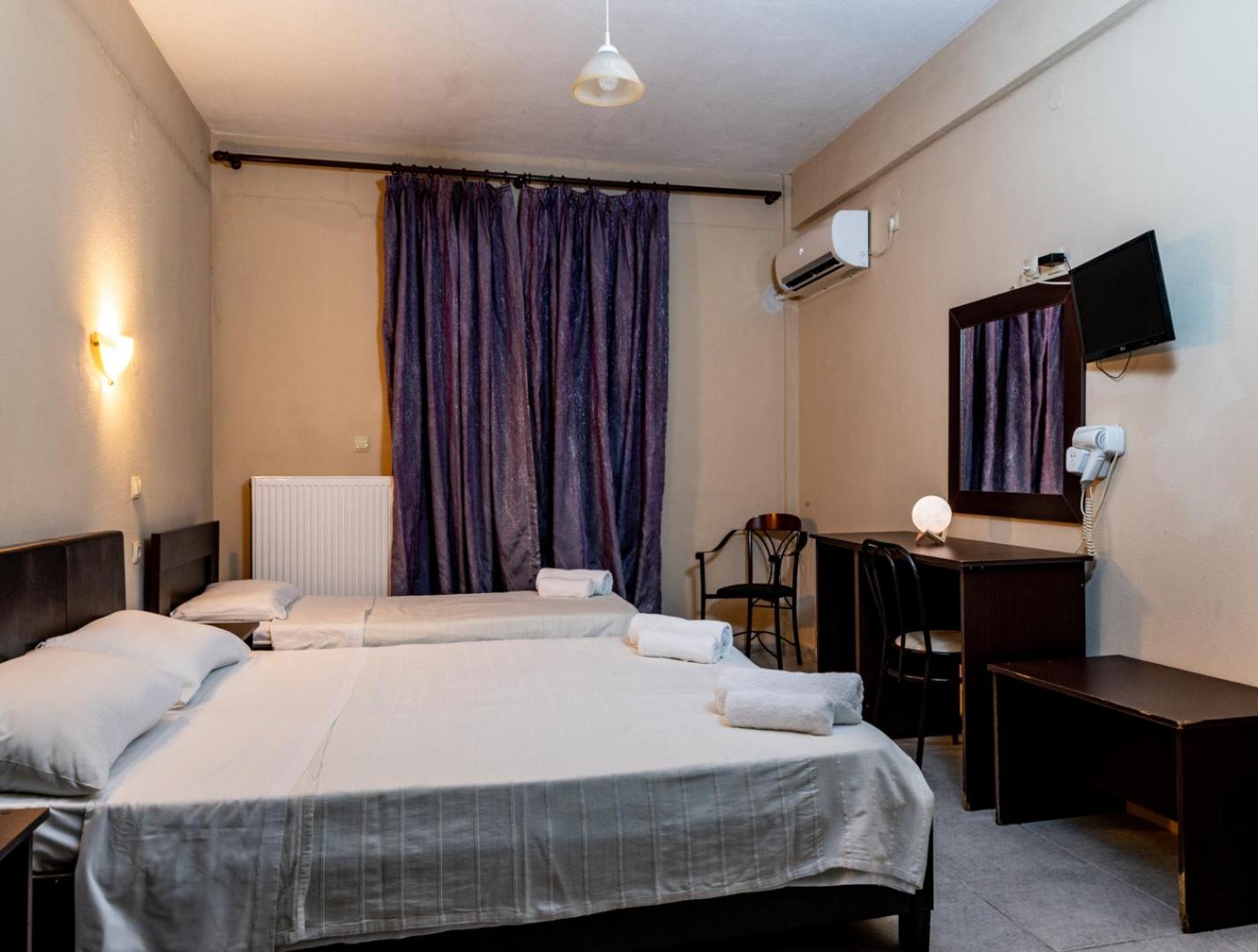 Triple Room - Photo 13