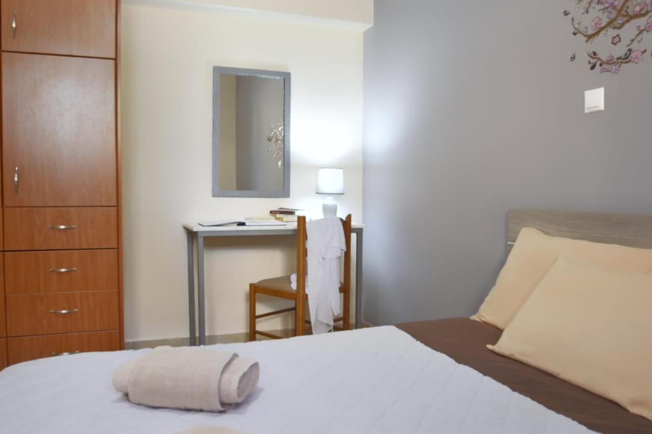 One-Bedroom Apartment - Photo 11