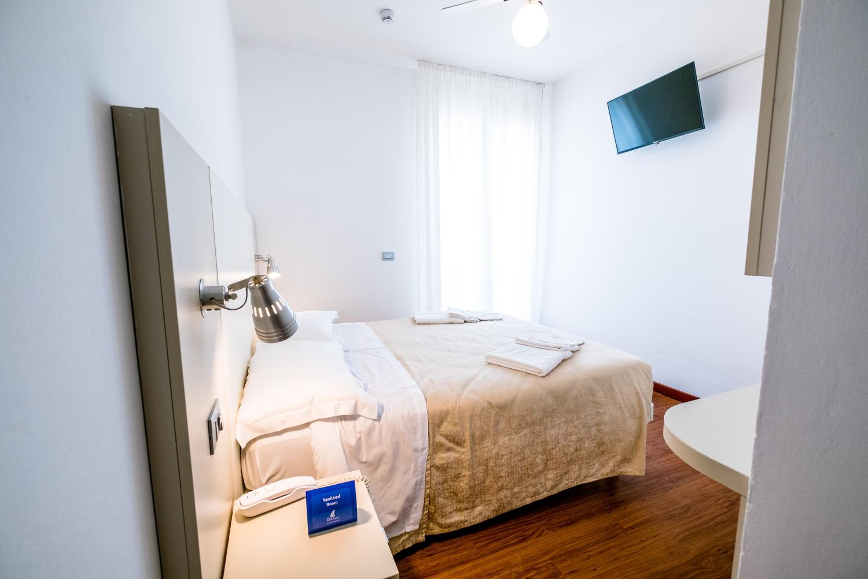 Double Room With Terrace photo 3