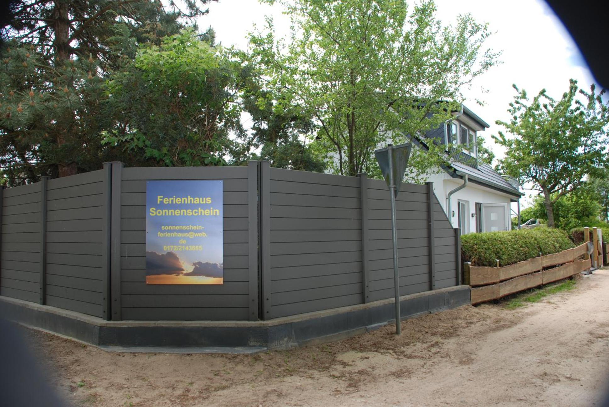 Two-Bedroom House photo 2