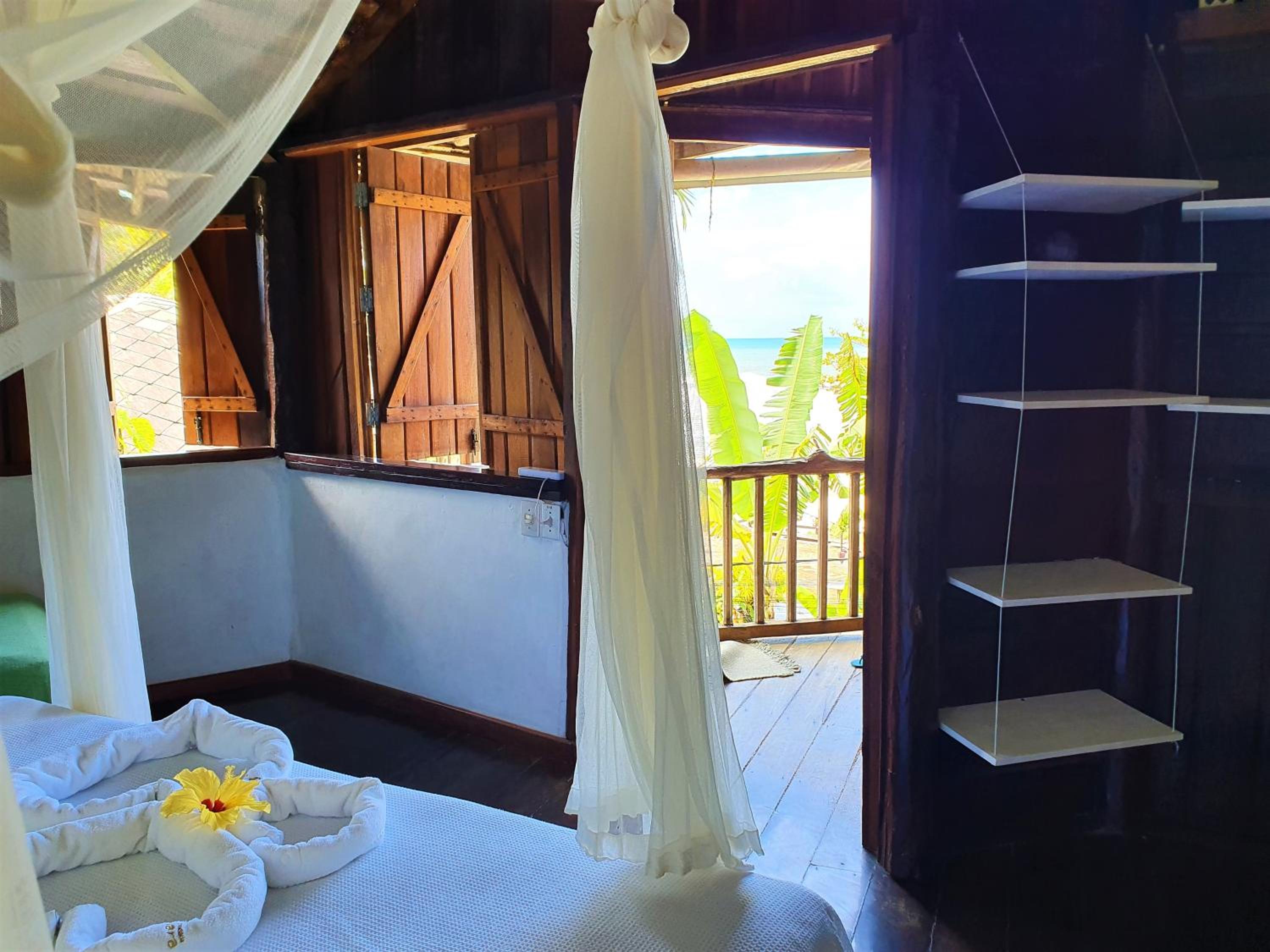 Triple Room with Balcony and Sea View photo 3