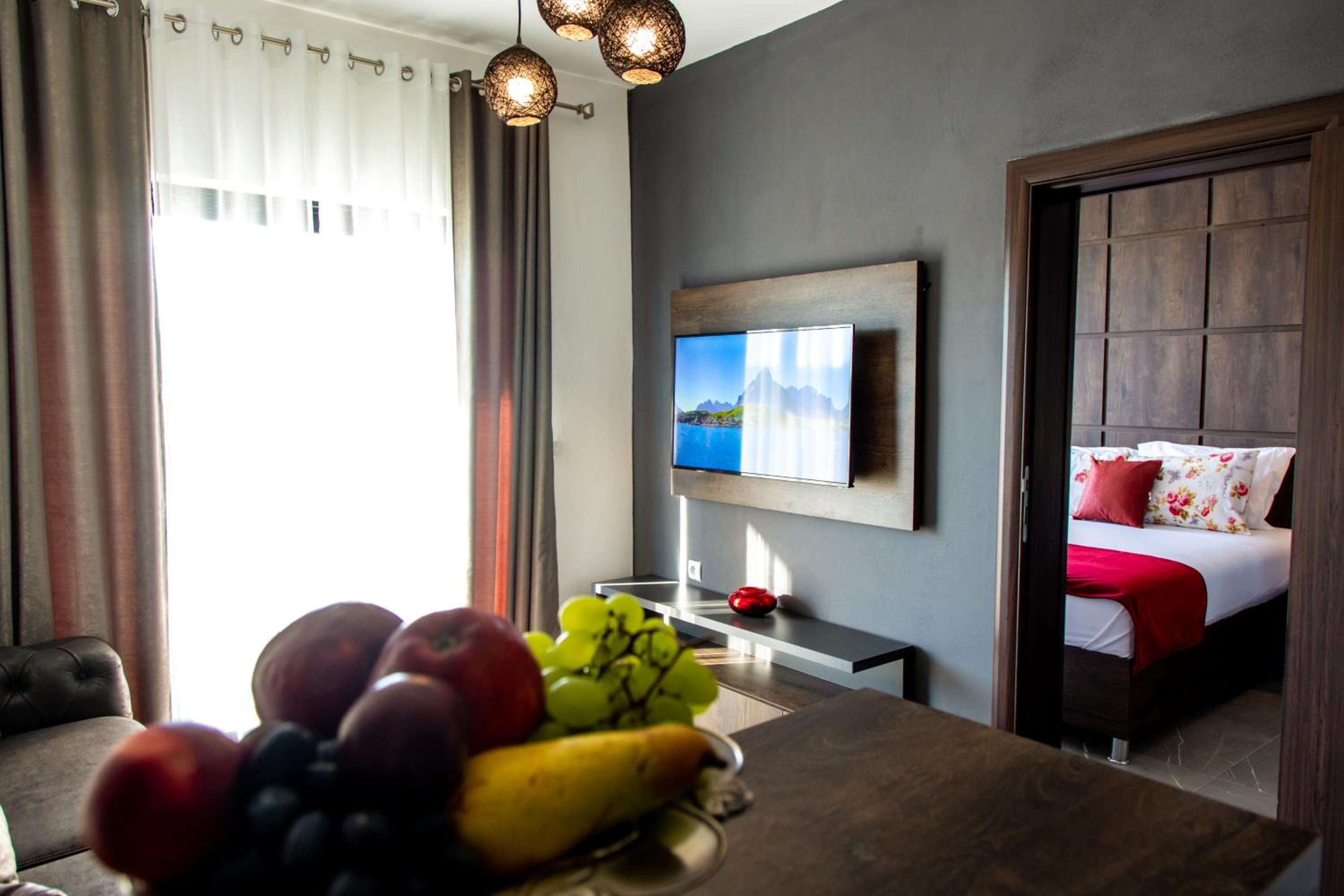 Deluxe Apartment