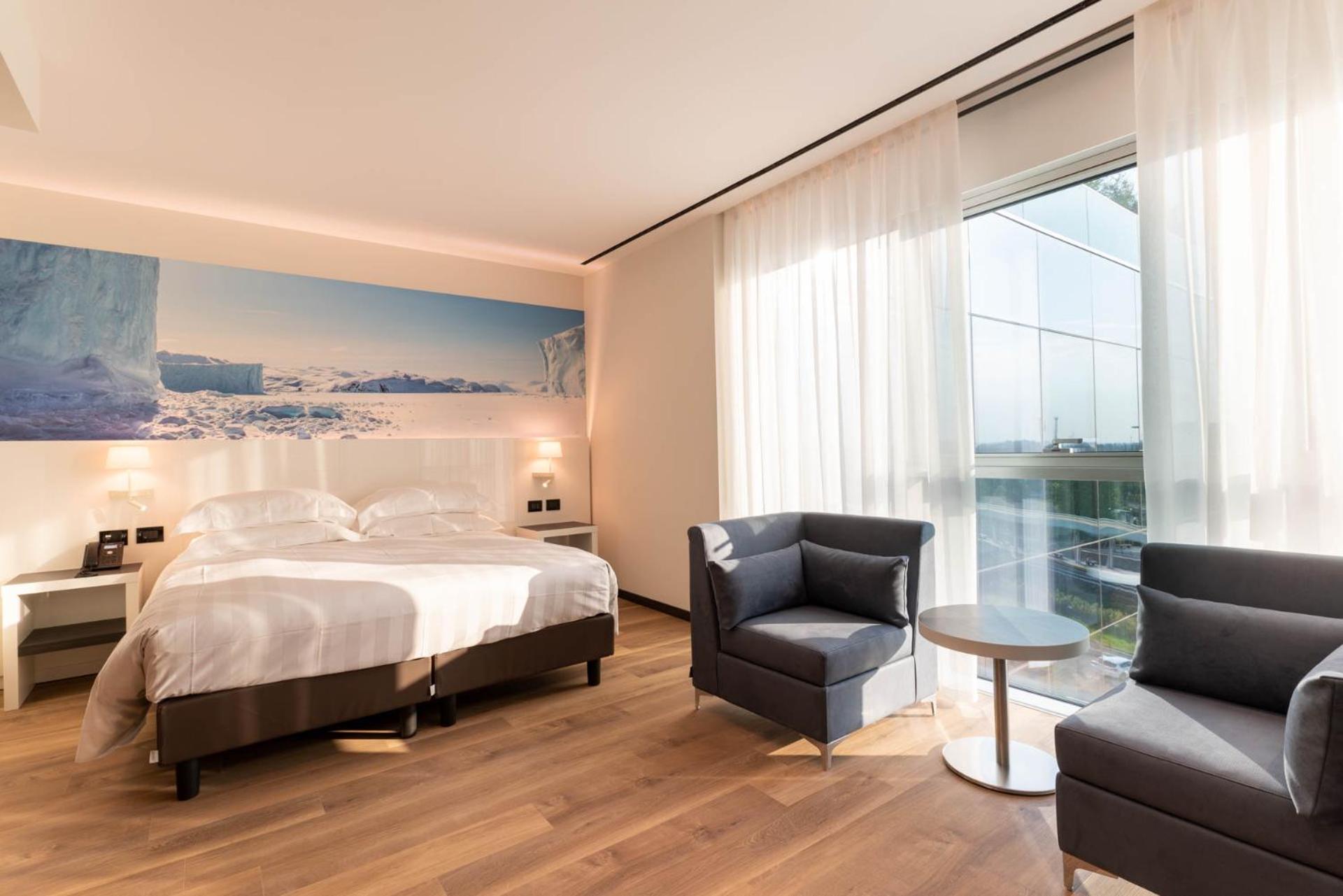 Junior Suite - Photo 1