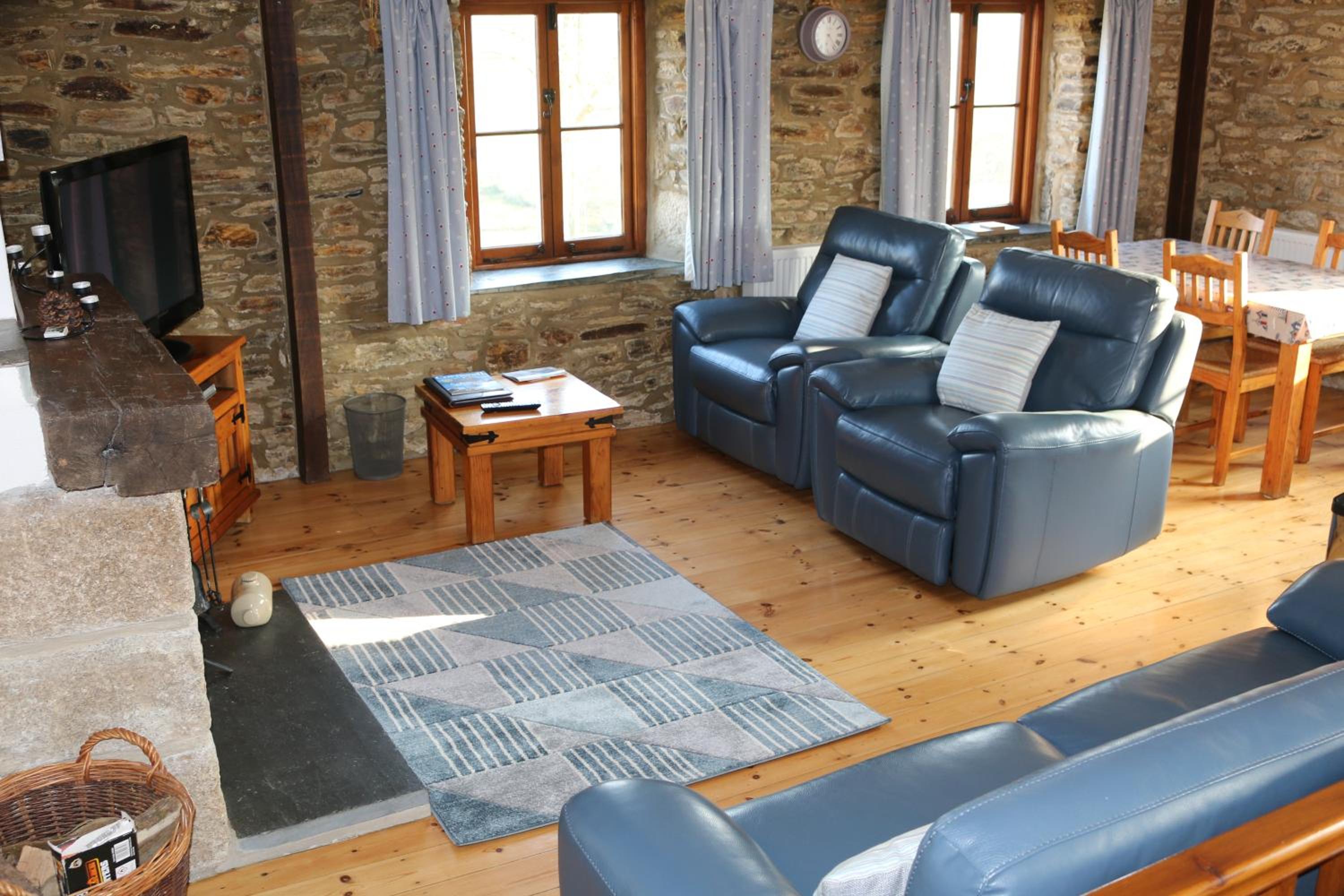 Cottage (4 Adults)