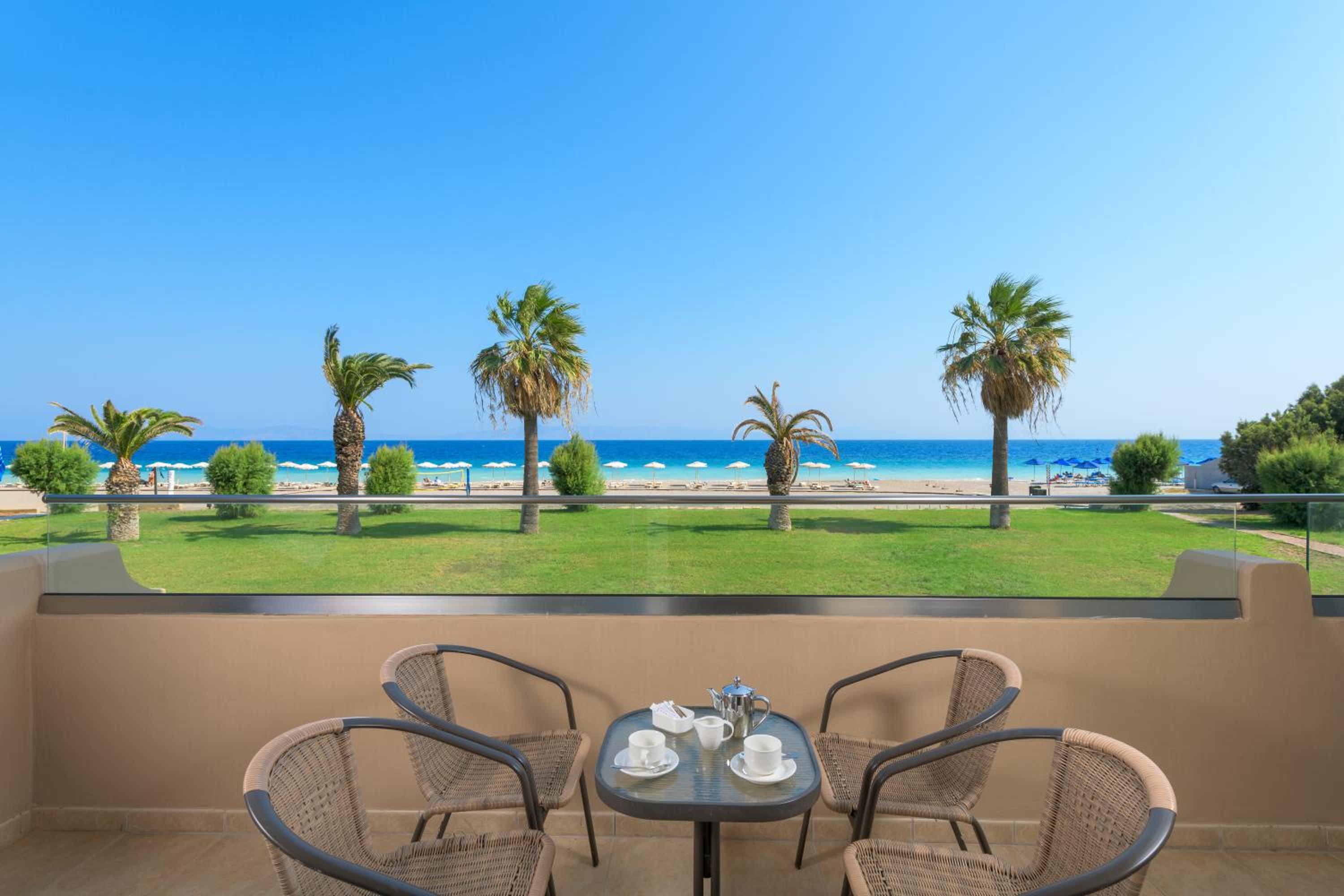 Apartment With Sea View (4 Adults)