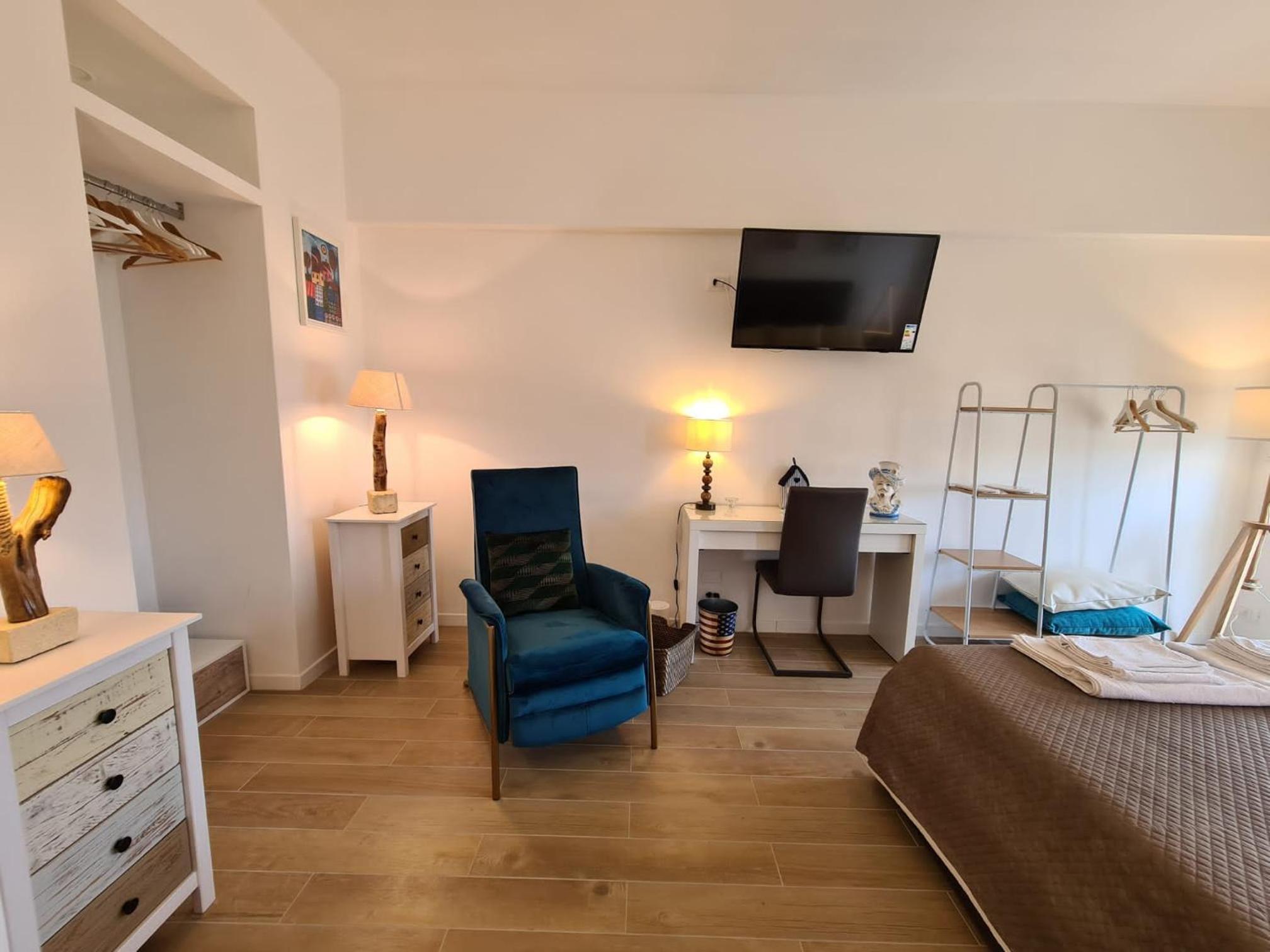 Deluxe Family Suite photo 1