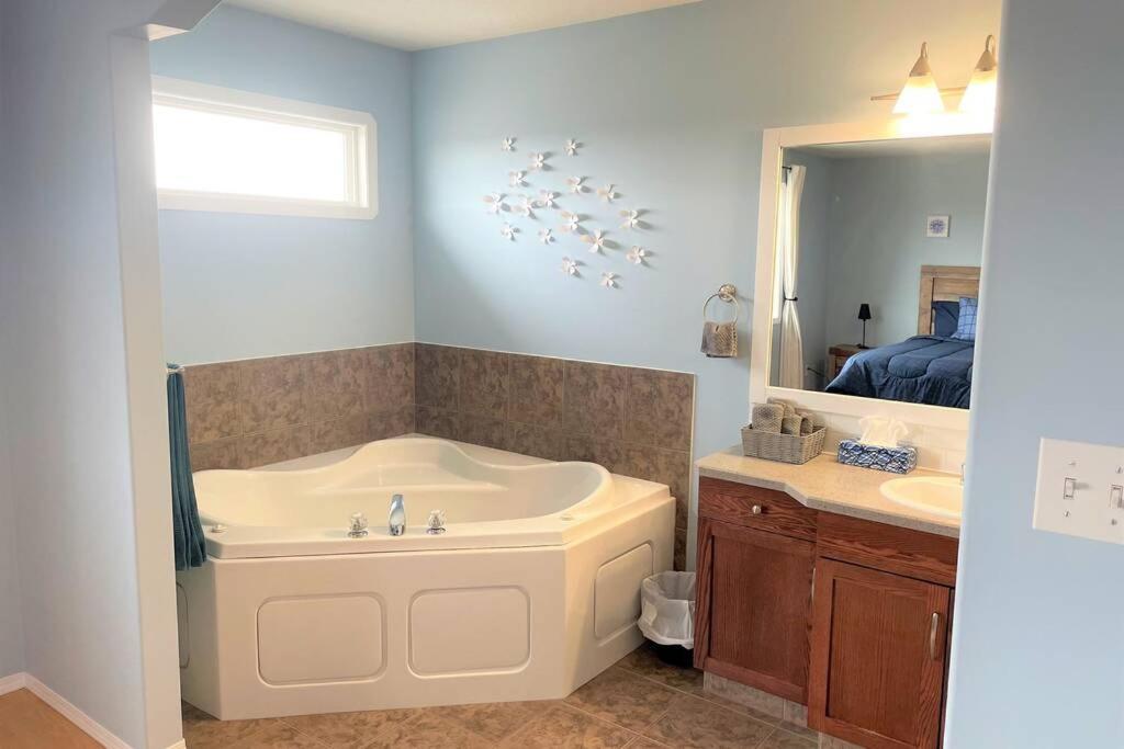 Two-Bedroom House photo 3