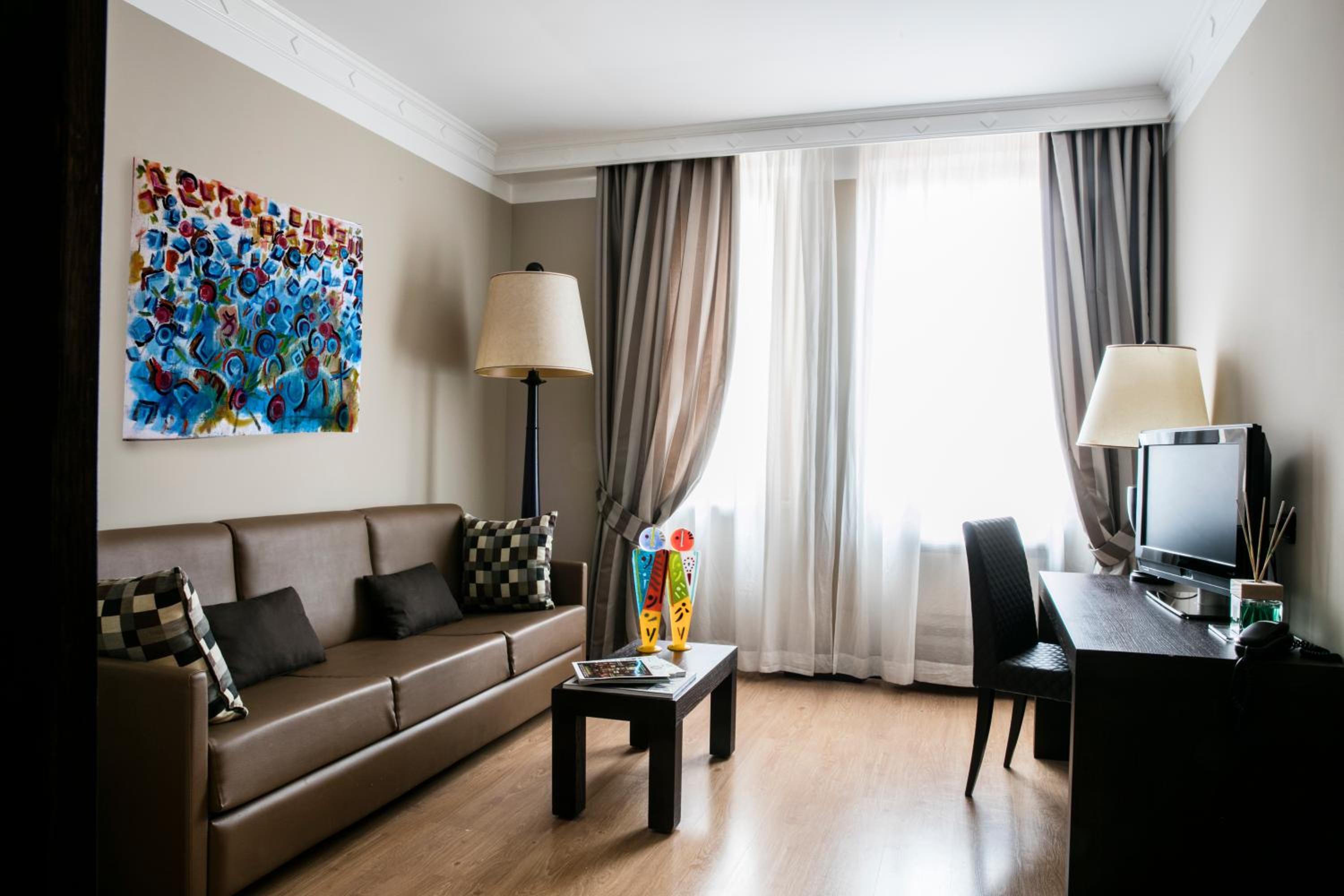 Family Junior Suite thumbnail 5