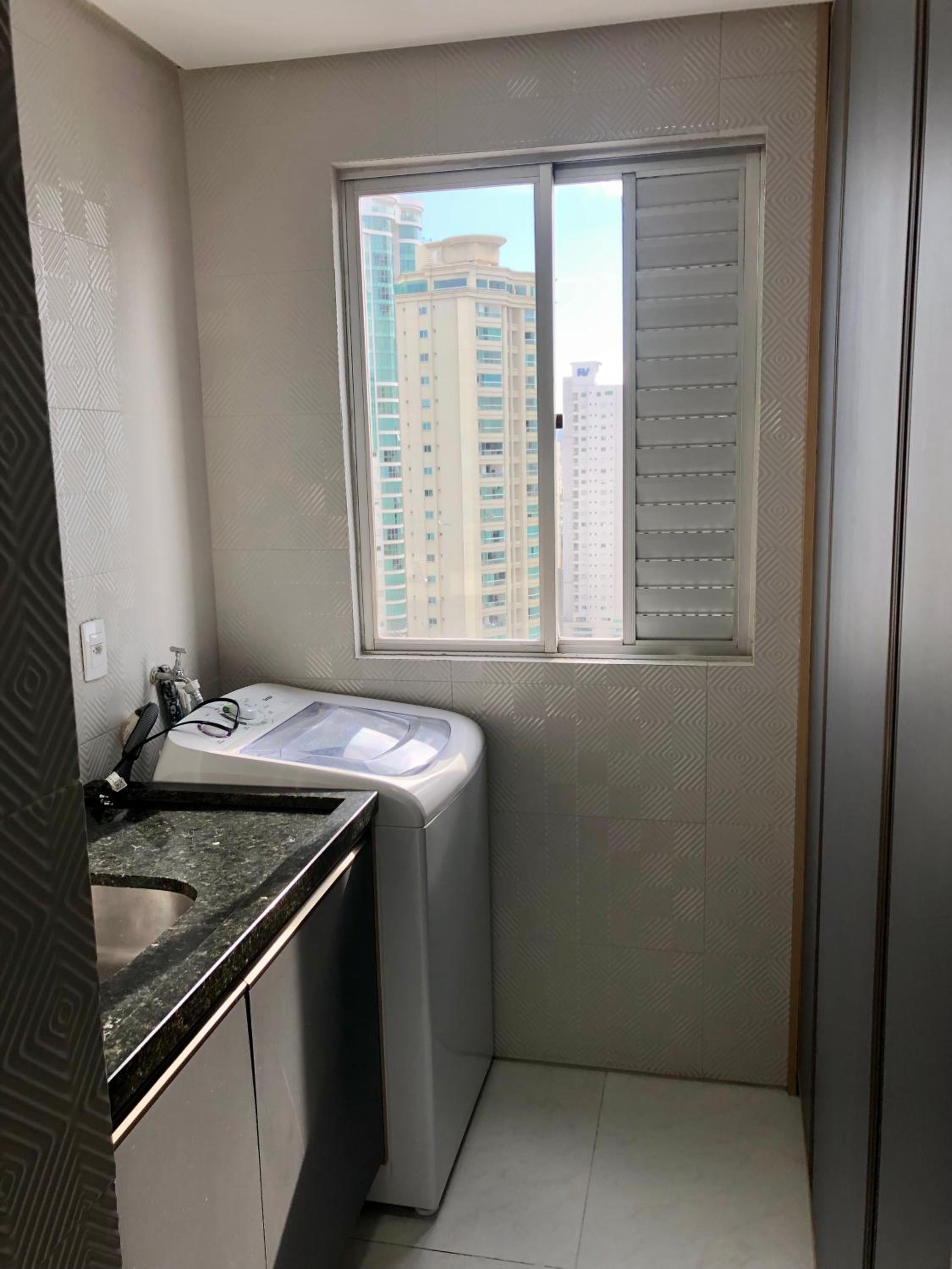 Apartment - Photo 8