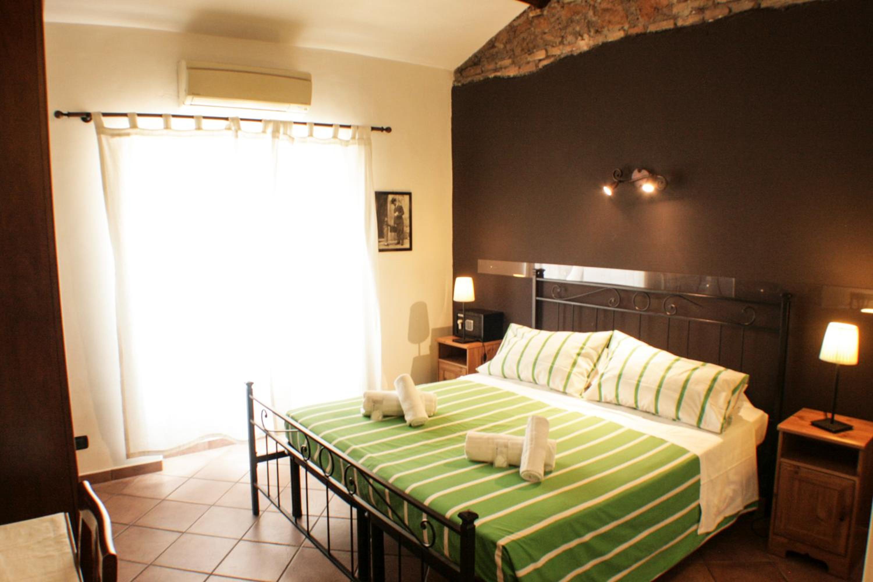 Large Double Room