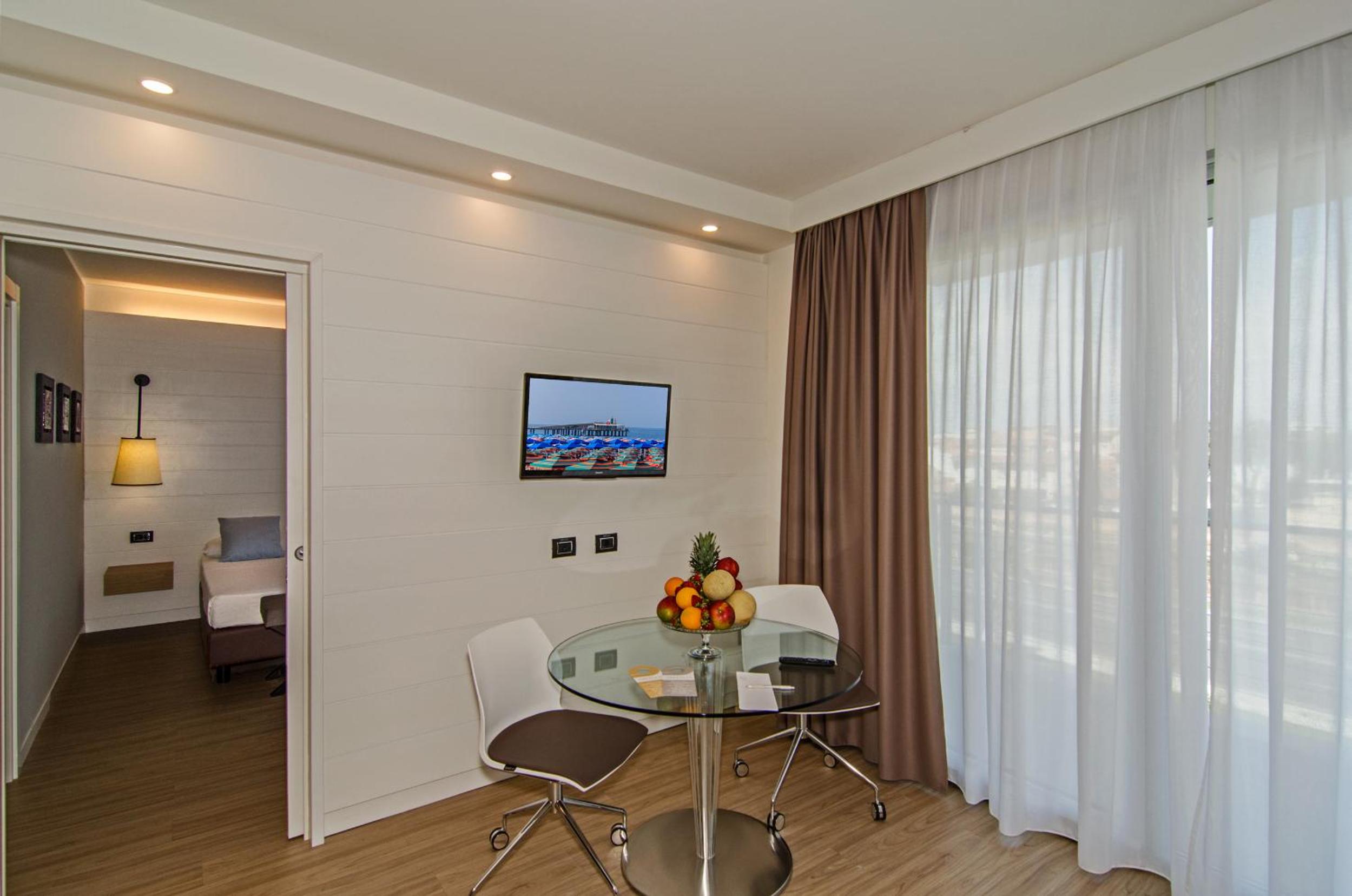 Suite with Balcony photo 3