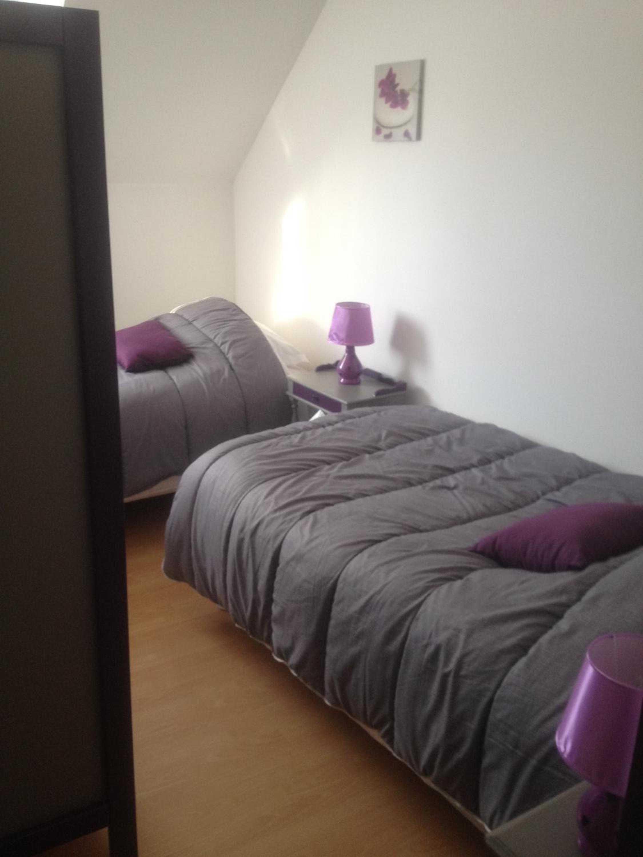 Three-Bedroom House - Photo 14