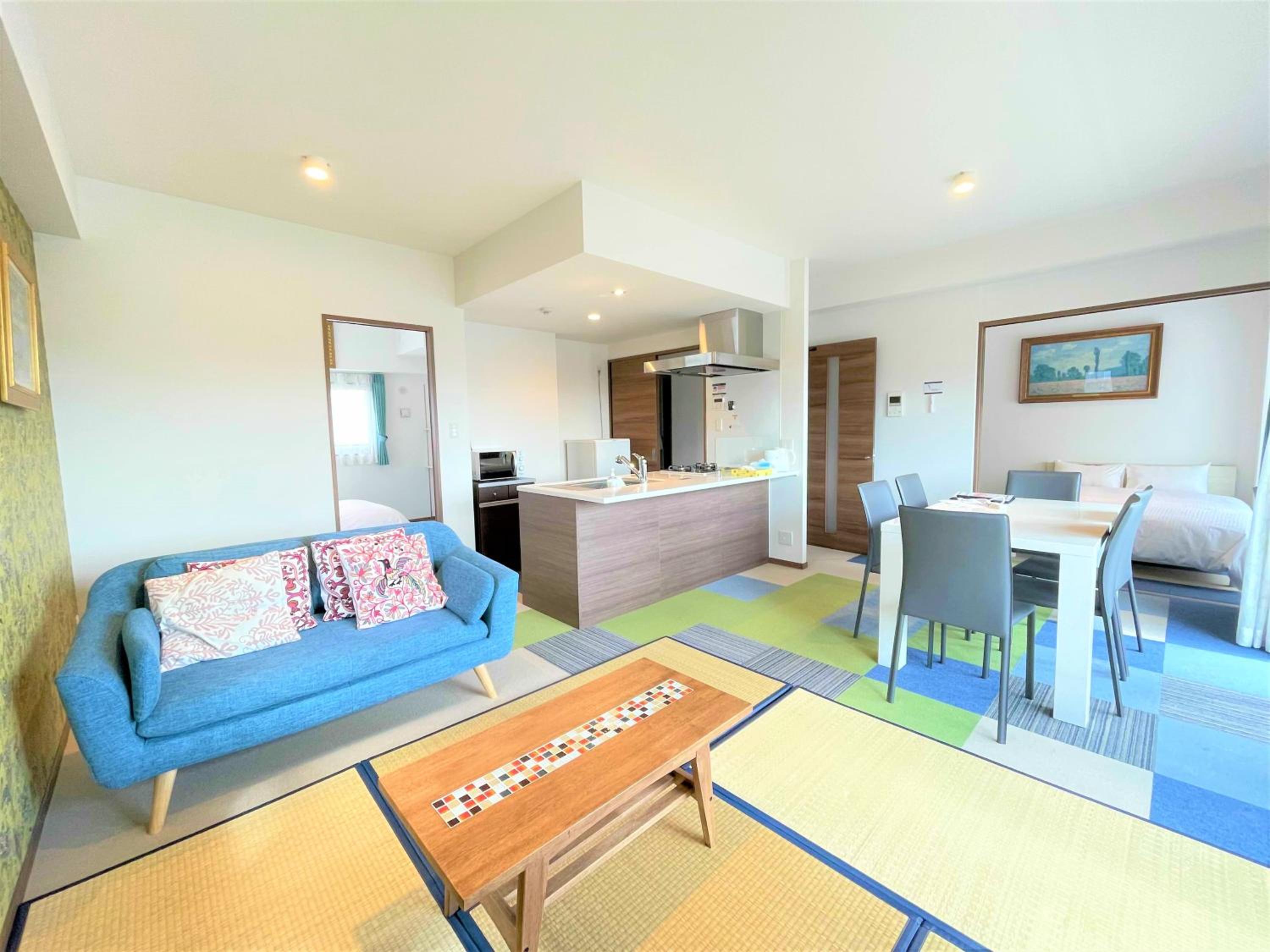 Deluxe Family Suite - Photo 1