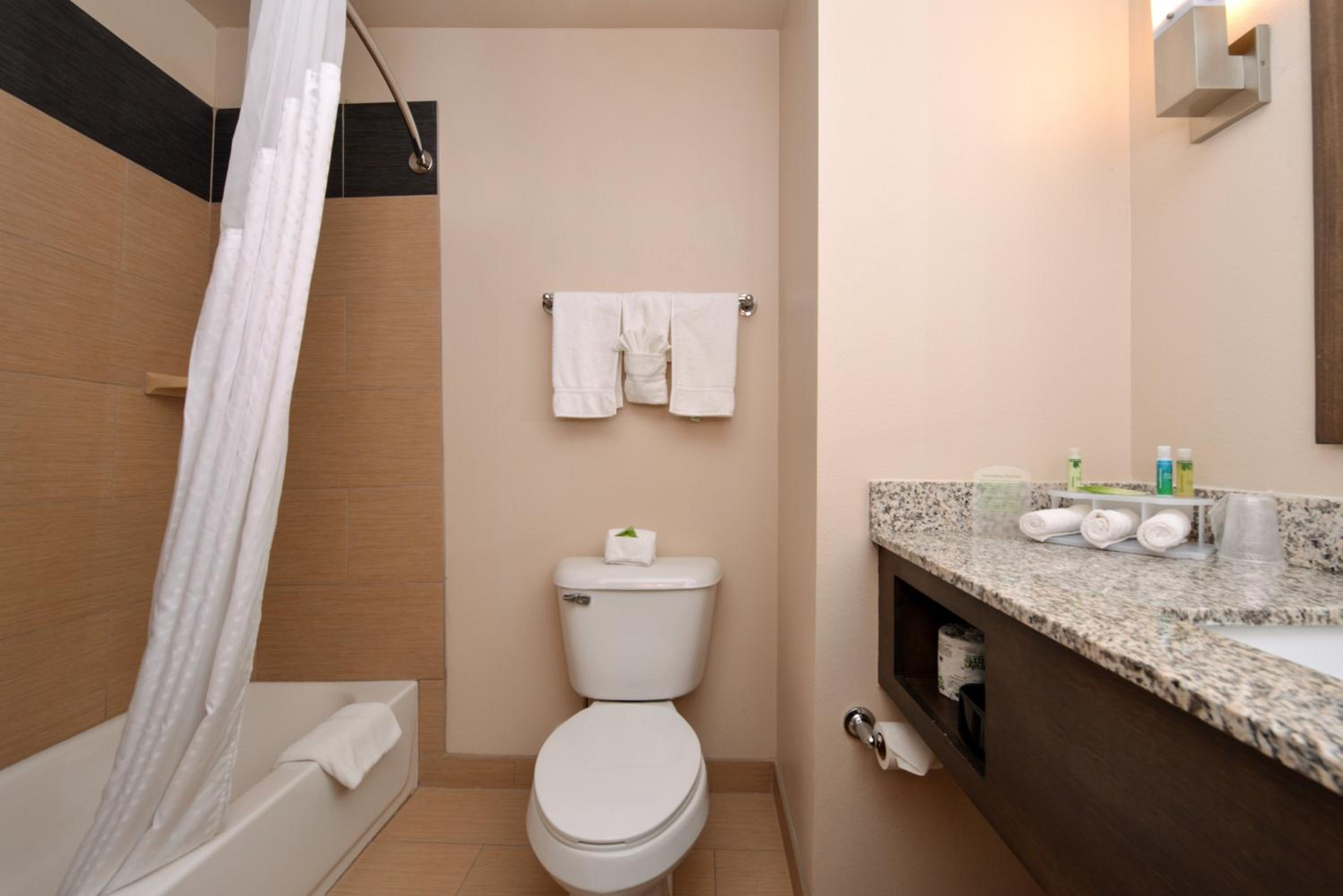Standard Room photo 3