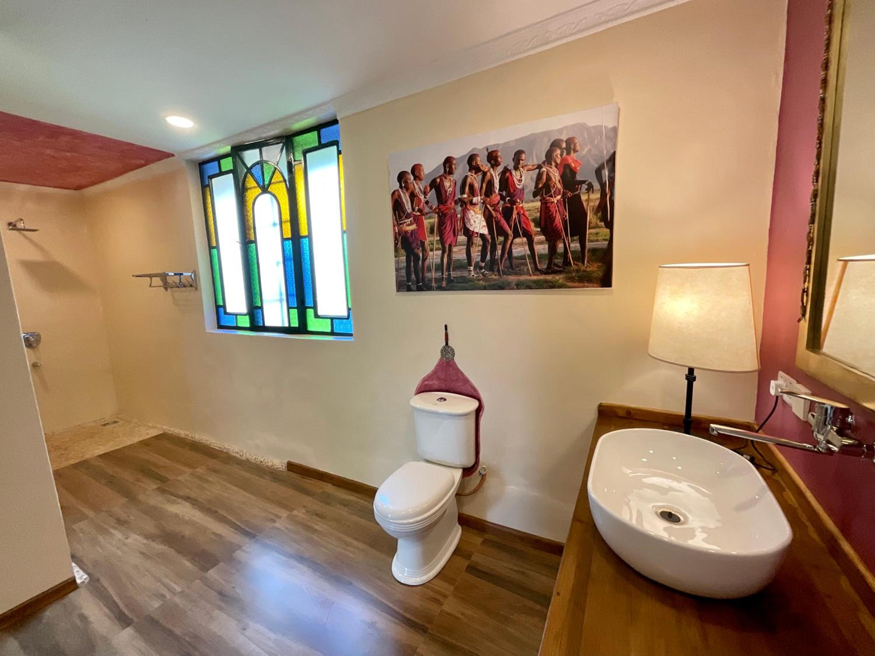 Superior Suite - Photo 19