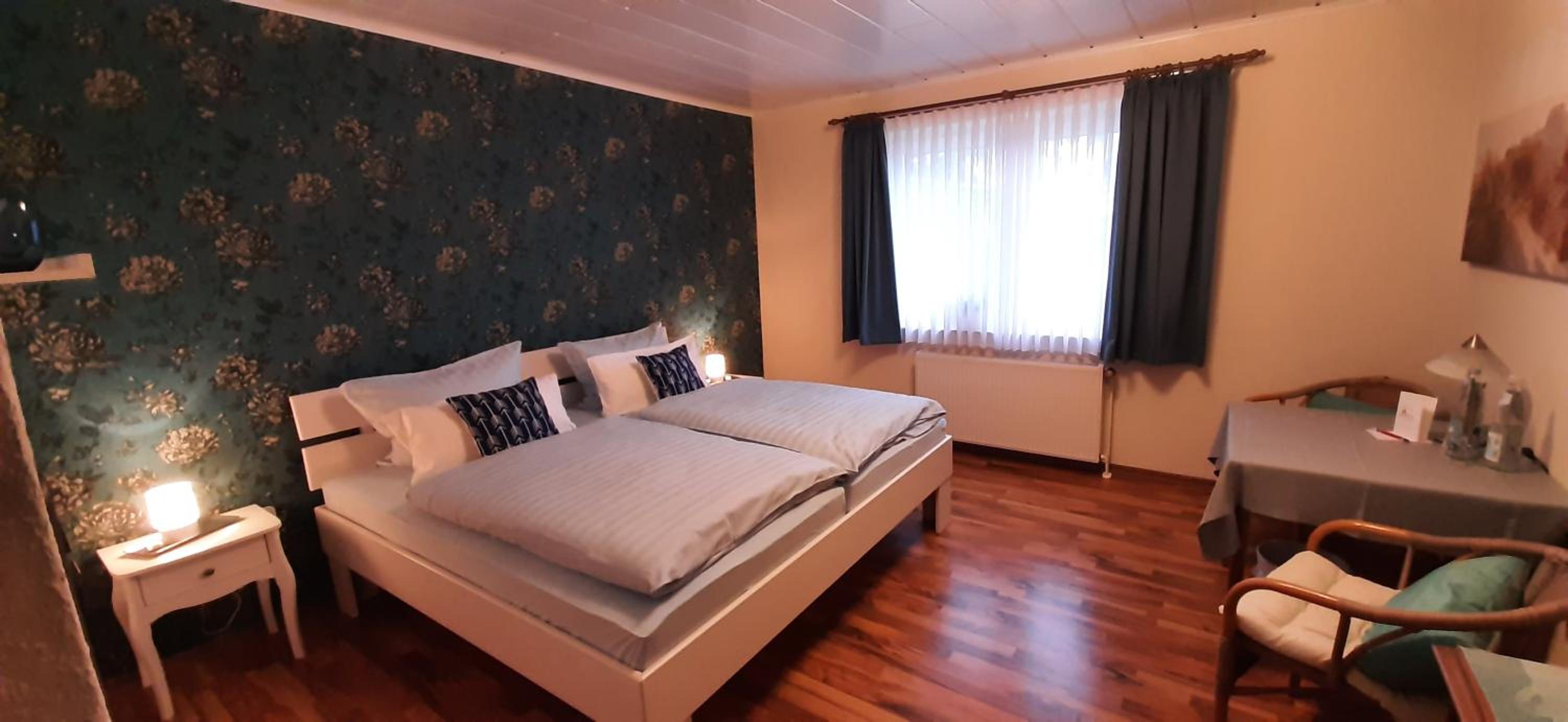 Double Room with Private Bathroom photo 3