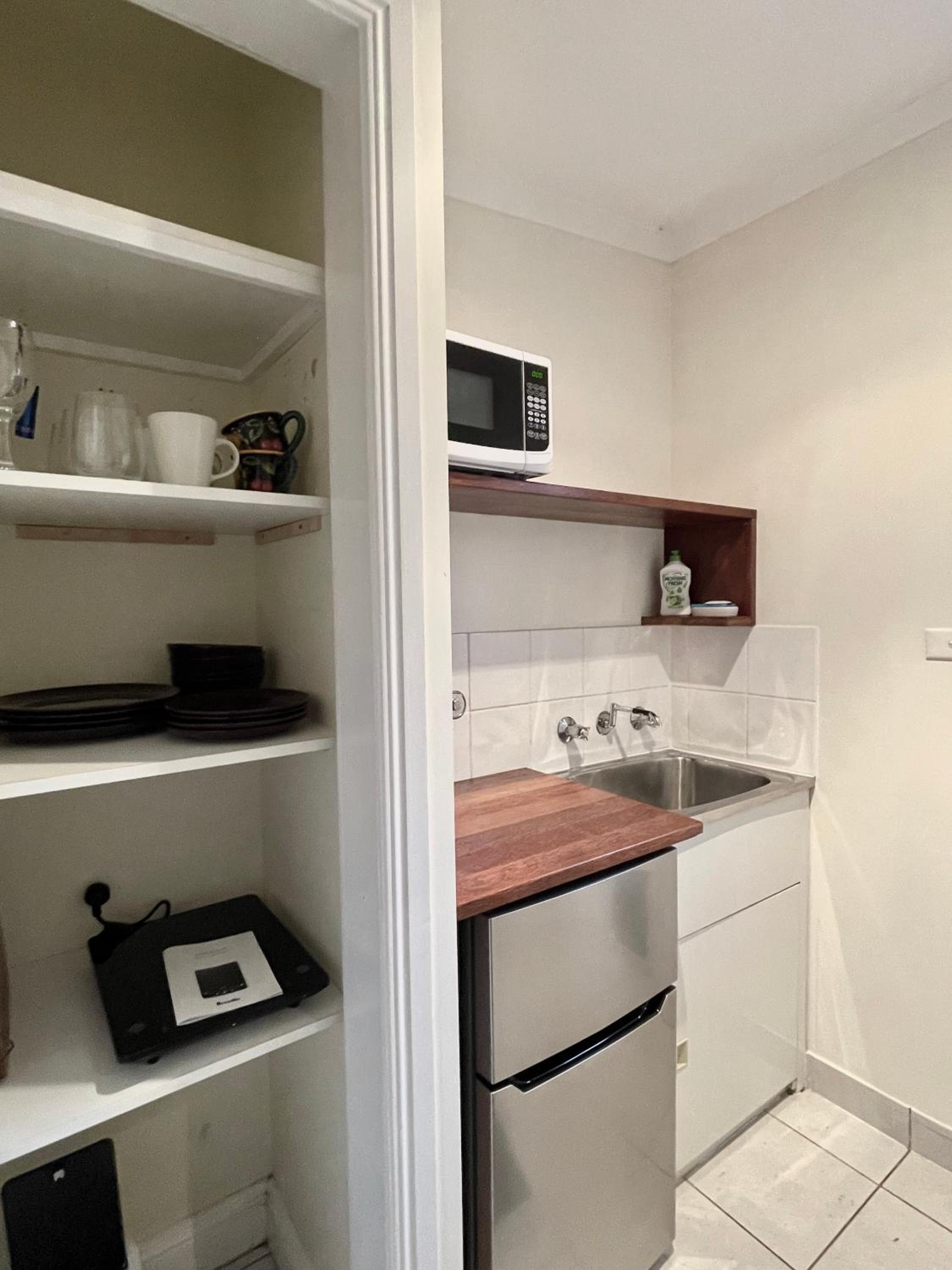 One-Bedroom House photo 2