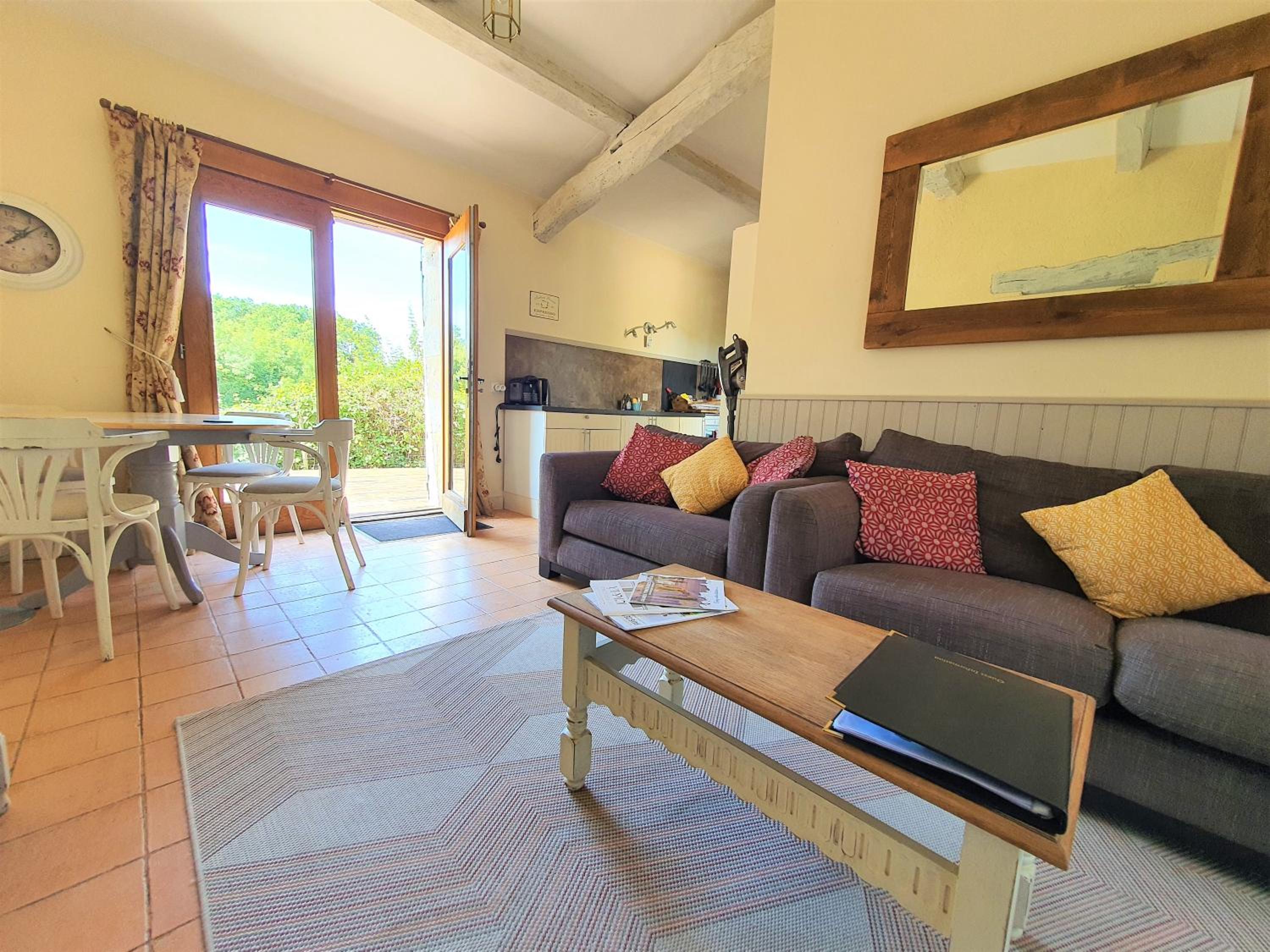 Two-Bedroom House photo 3