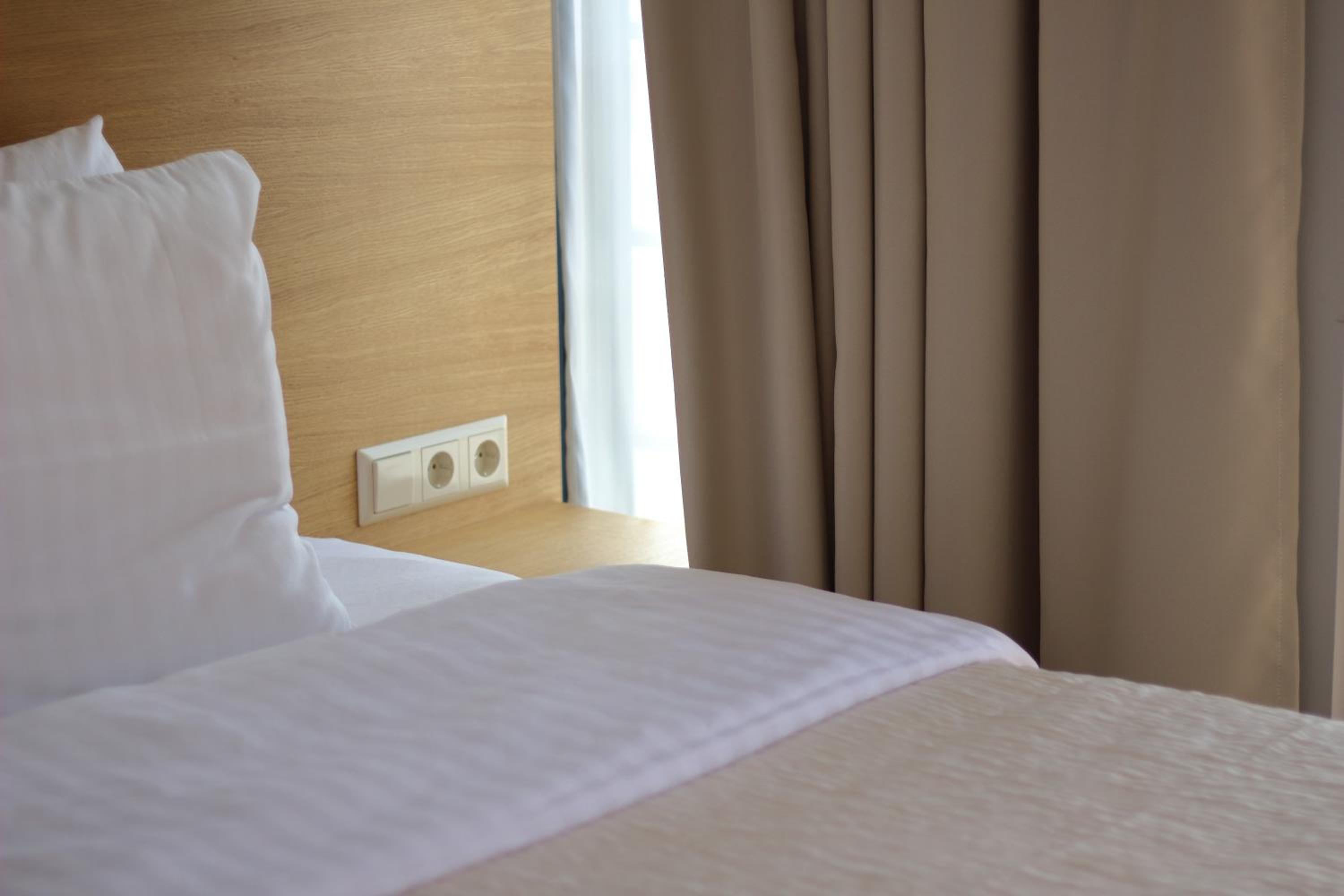 Business Double Room - Photo 15