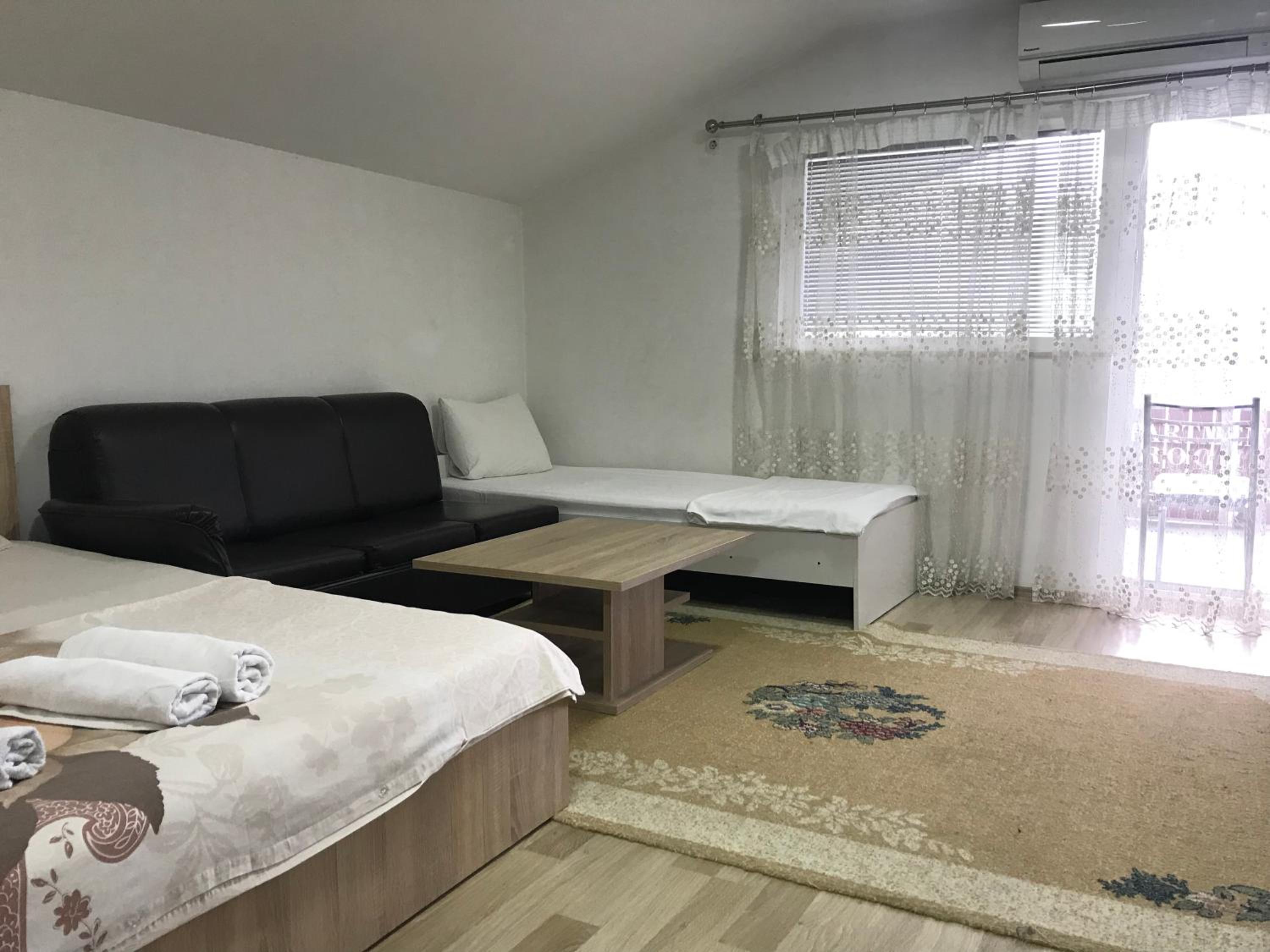 Double or Twin Room photo 2