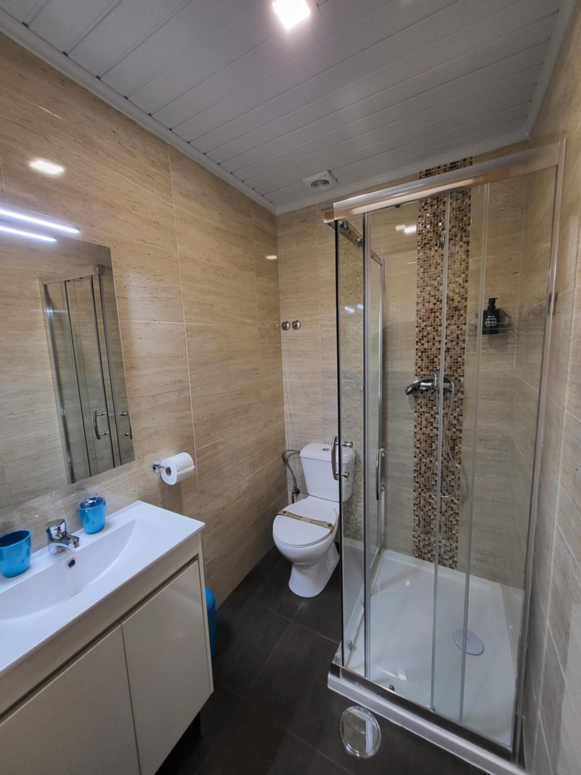 Deluxe Double or Twin Room photo 2