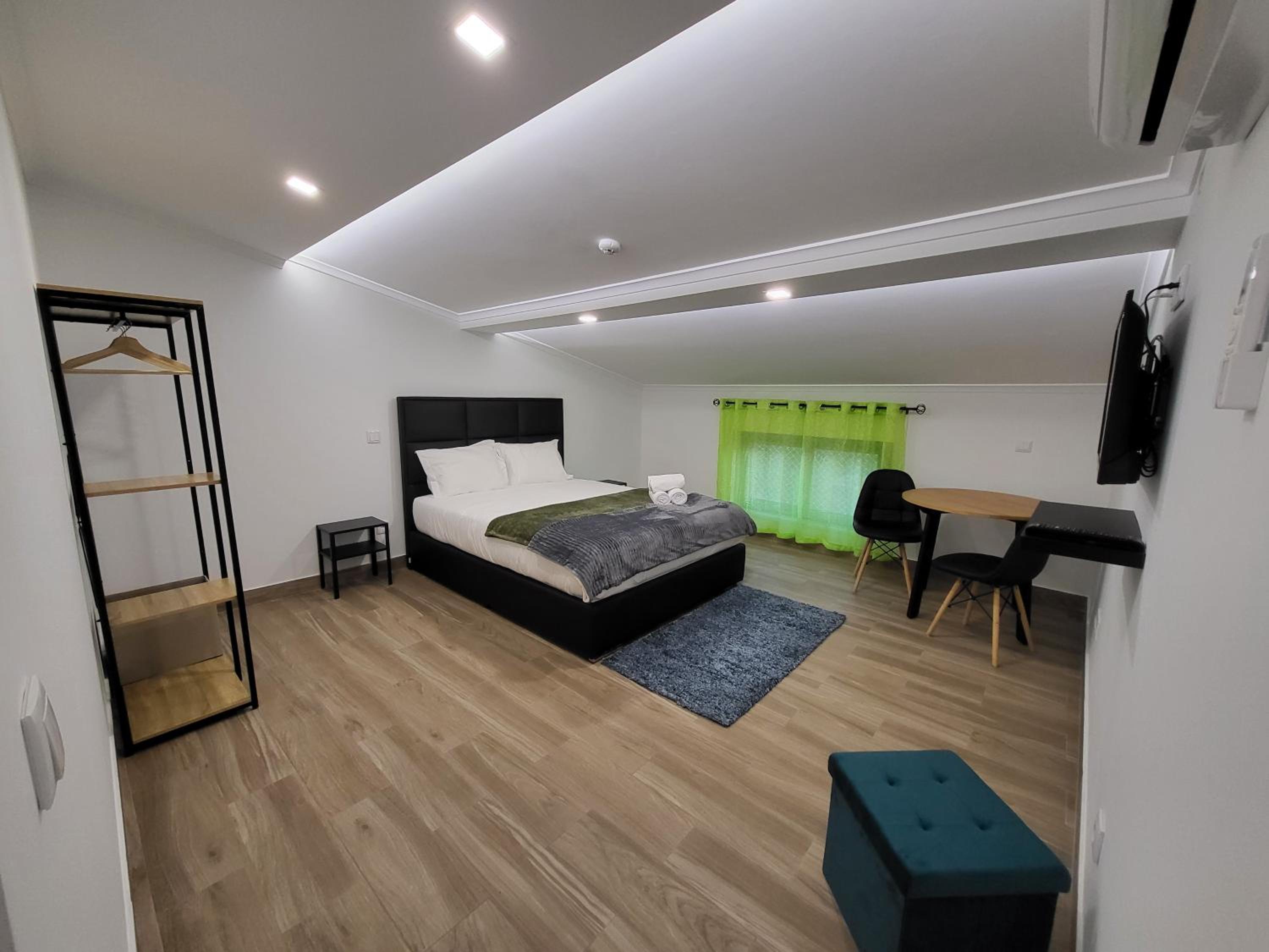 Double Room with Private Bathroom photo 2