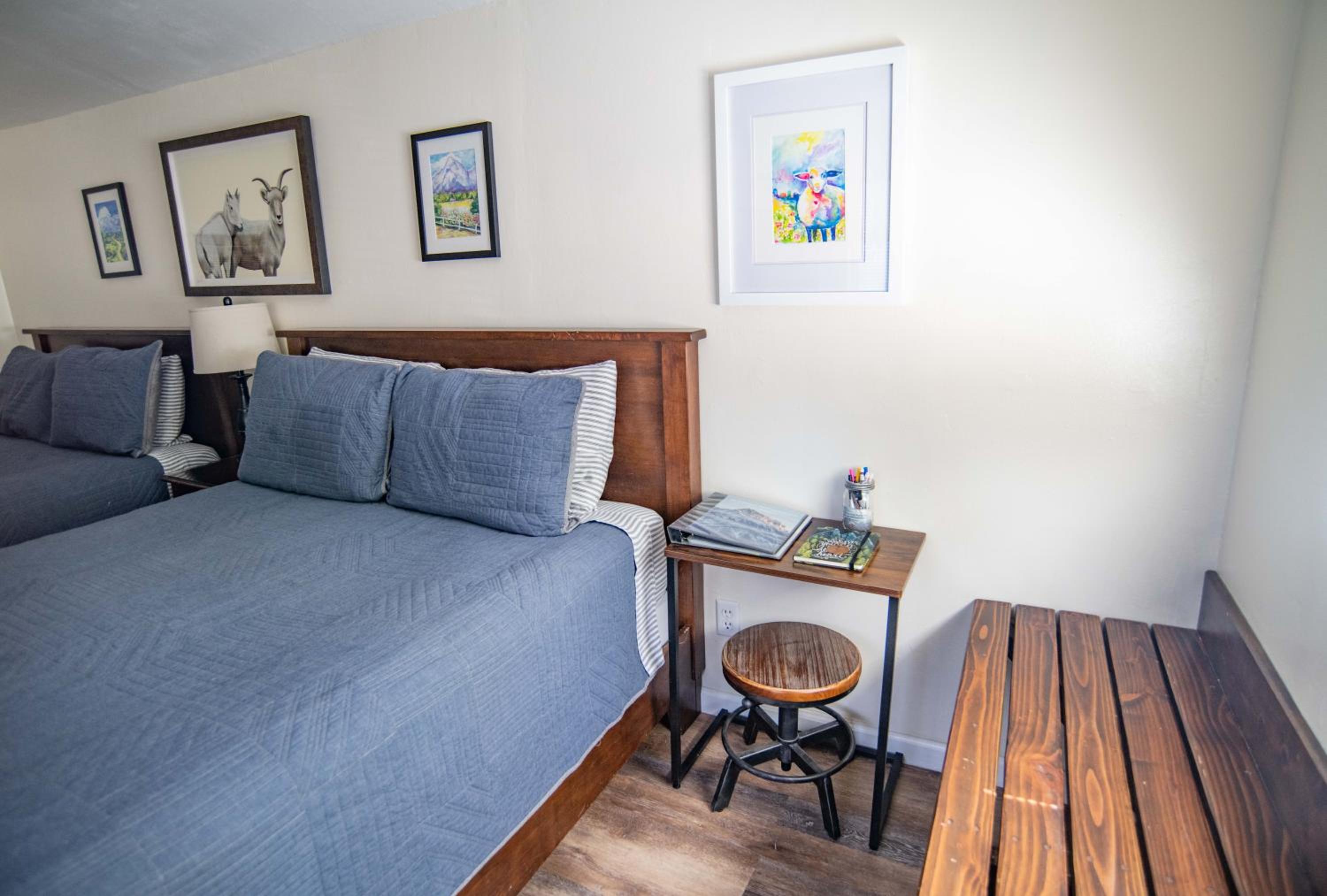 Deluxe Queen Room - Photo 2