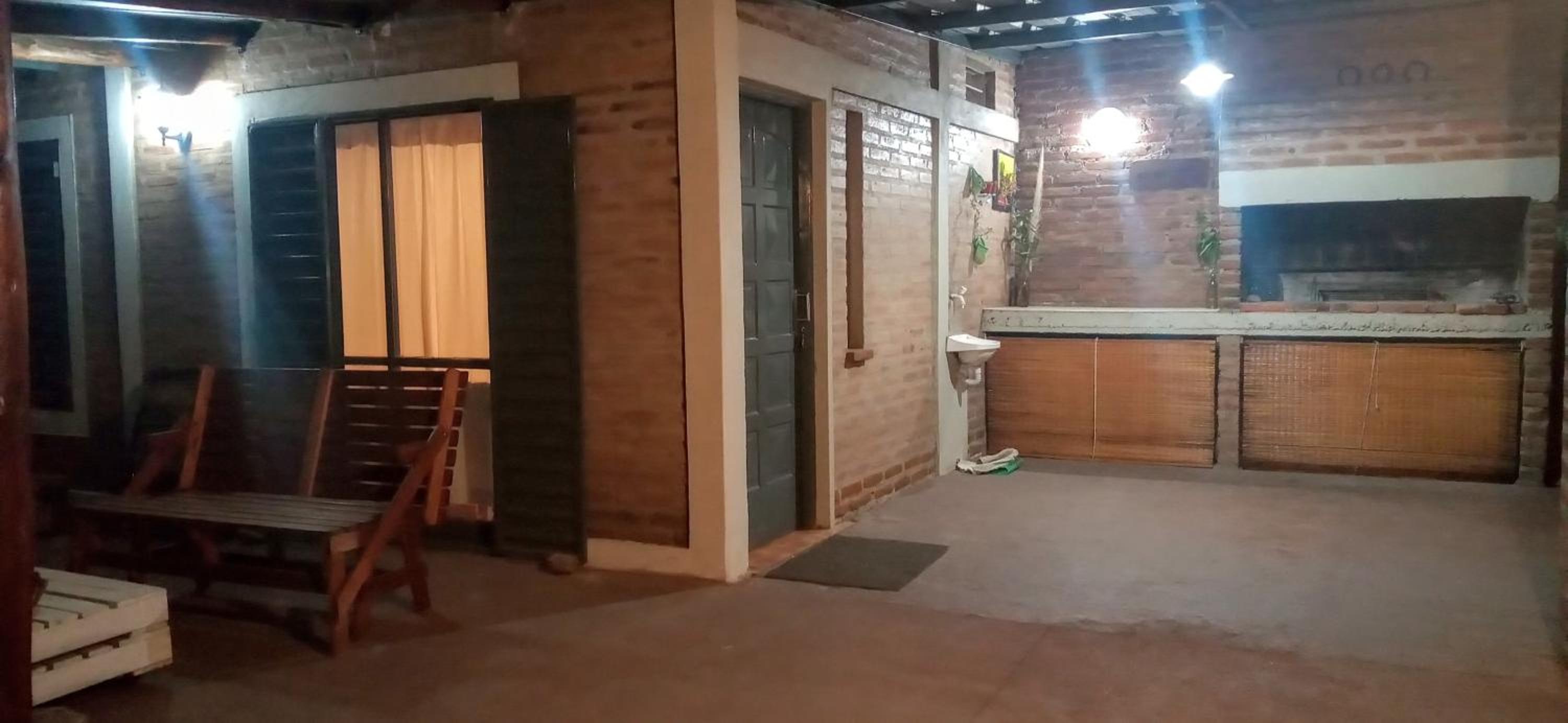 Family Room With Garden View photo 2