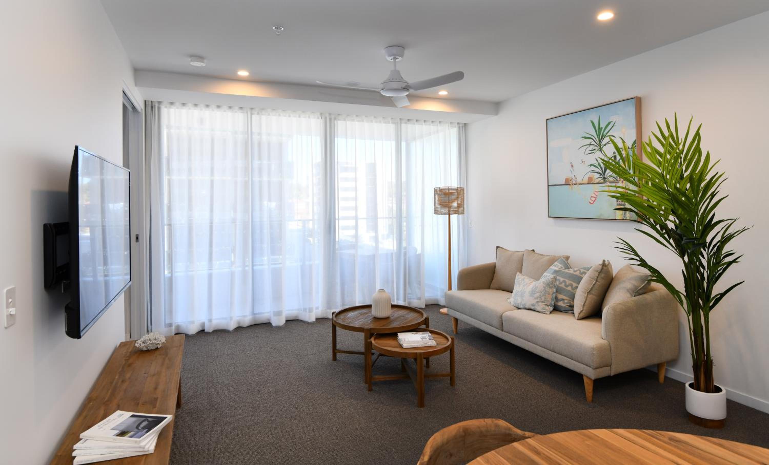 2 Bedroom Boutique Ocean View - Photo 6
