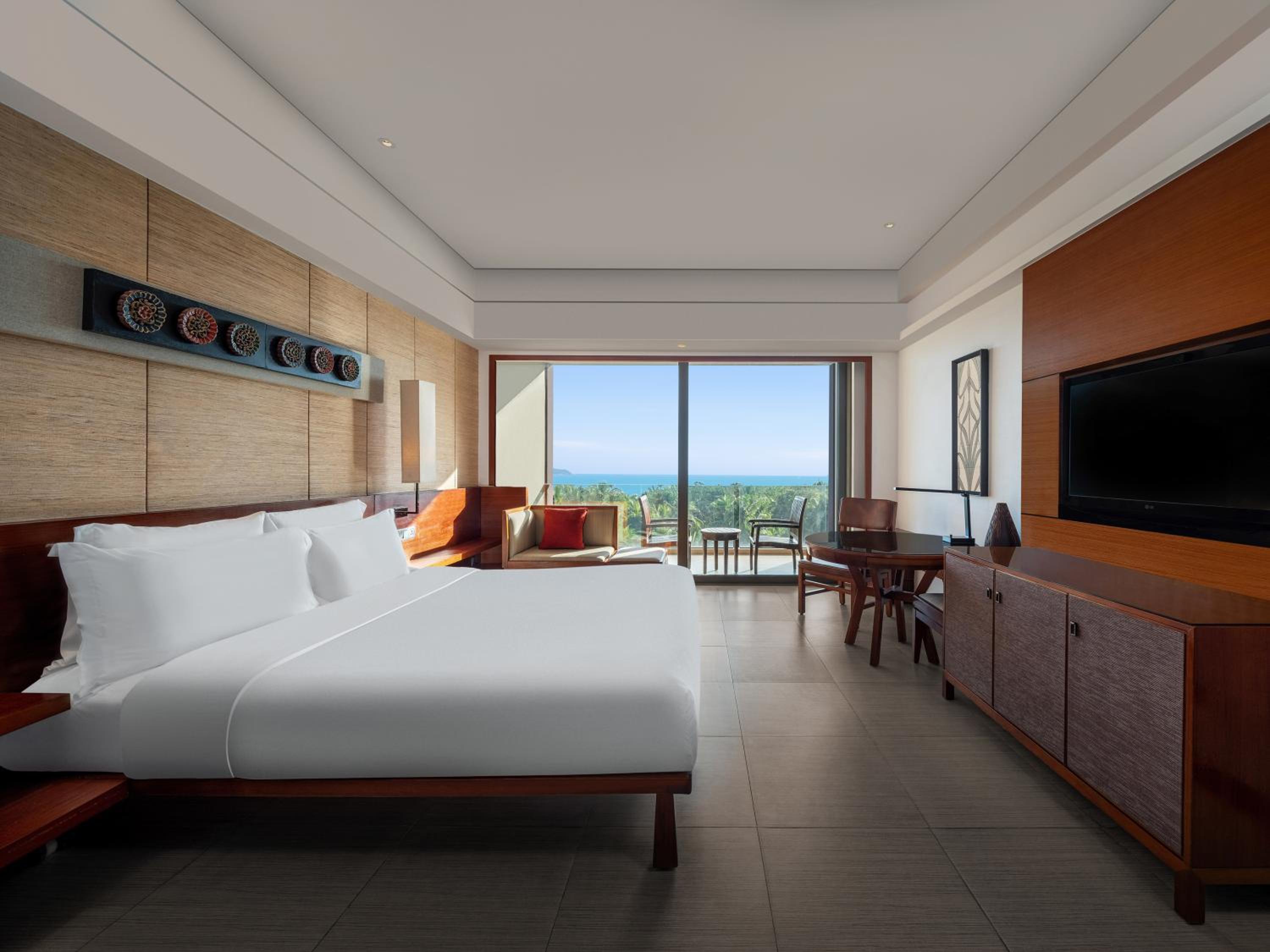 Deluxe Ocean View King - Photo 1