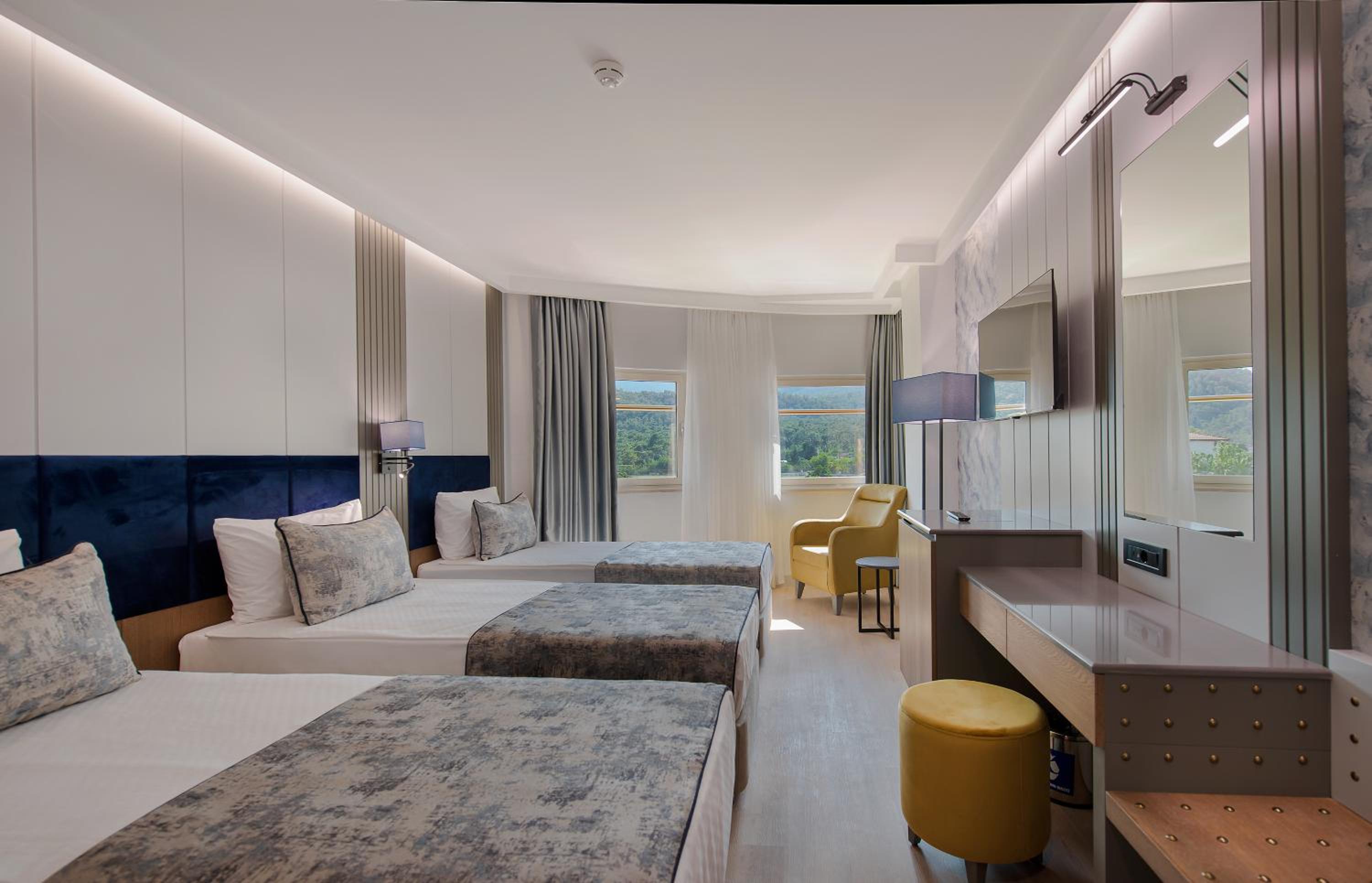 Triple Room